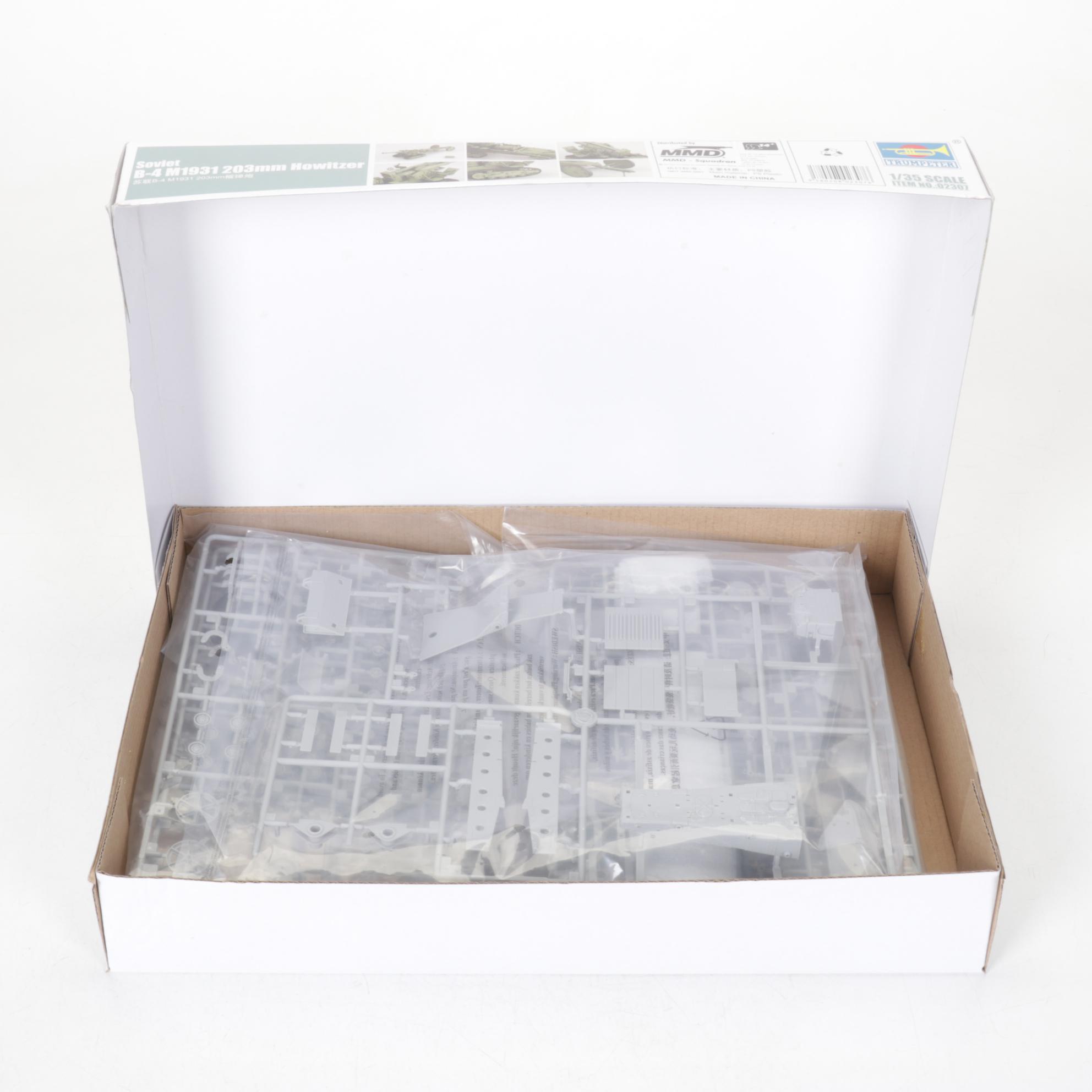 Russian KrAZ-255B Model with Soviet Artillery Scale 1:35 Models