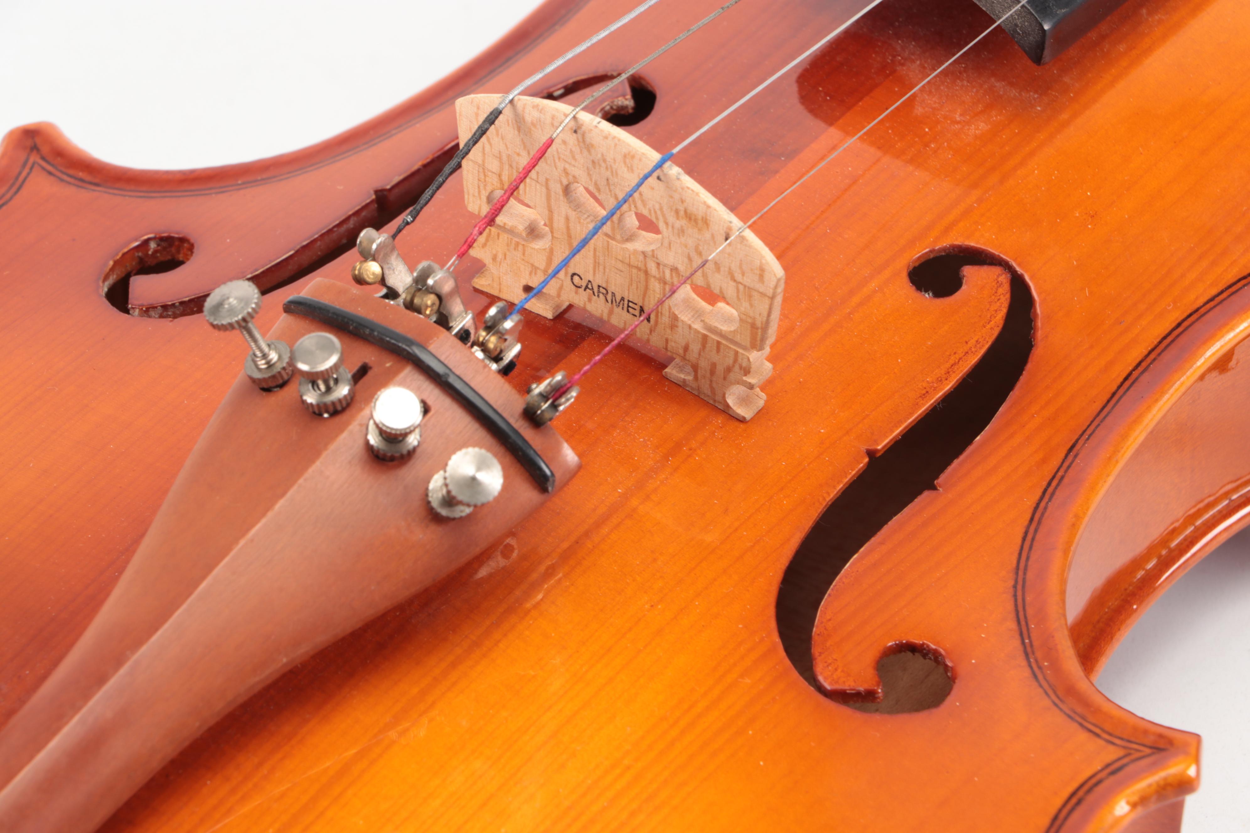 Toyama TS-4/4 Violin and Bow with Plaid Covered Hard Case