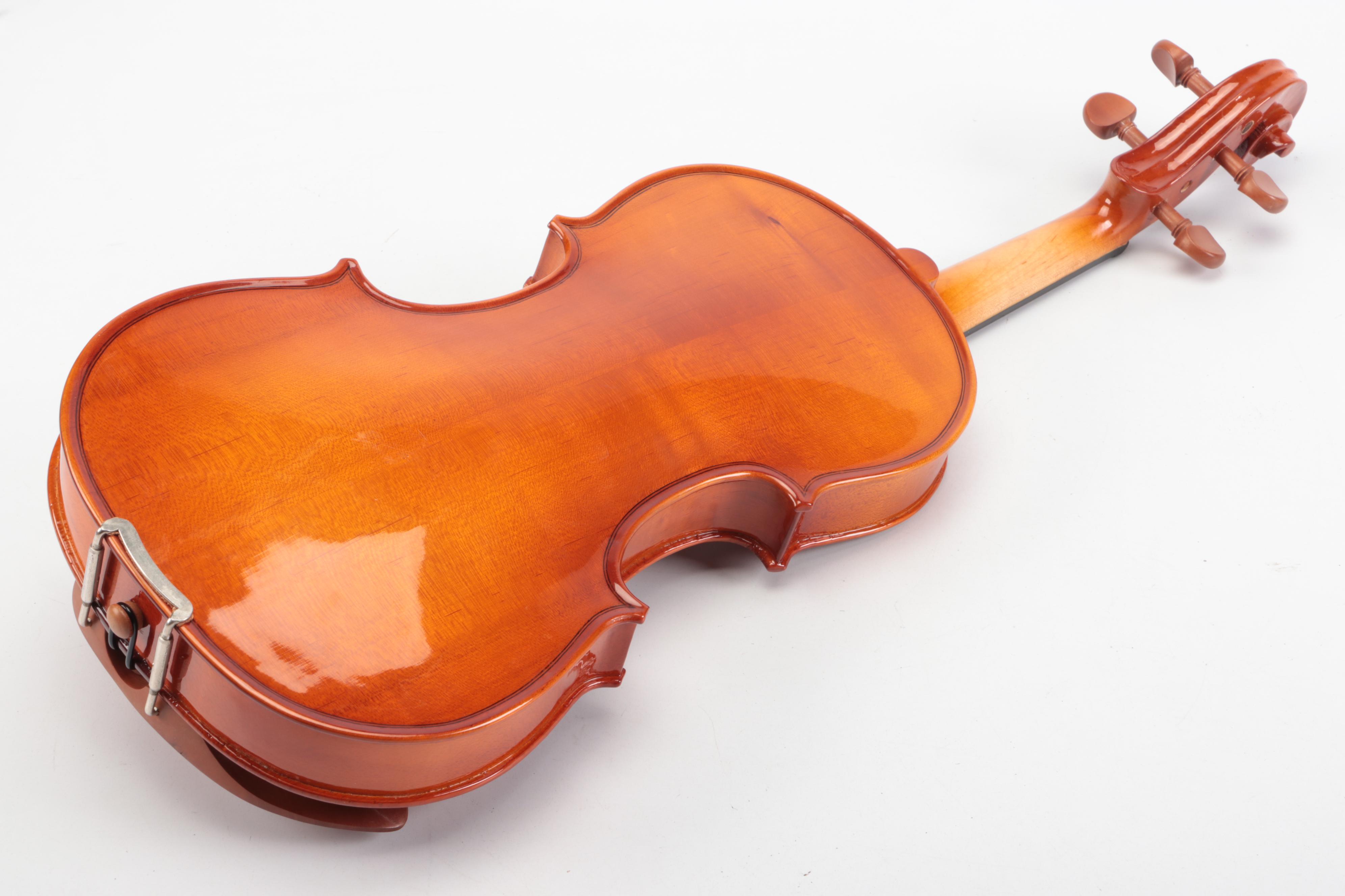 Toyama TS-4/4 Violin and Bow with Plaid Covered Hard Case