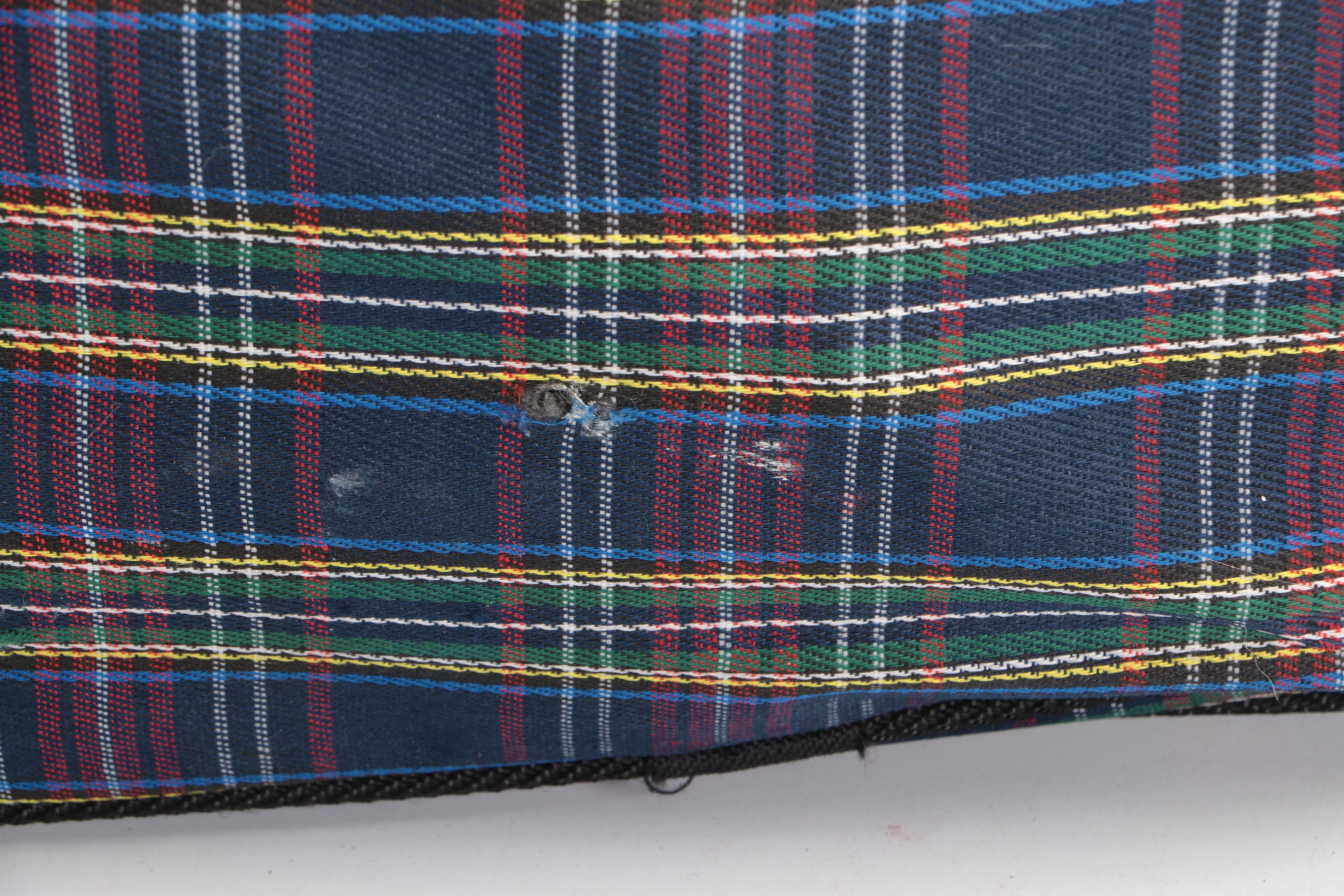 Toyama TS-4/4 Violin and Bow with Plaid Covered Hard Case