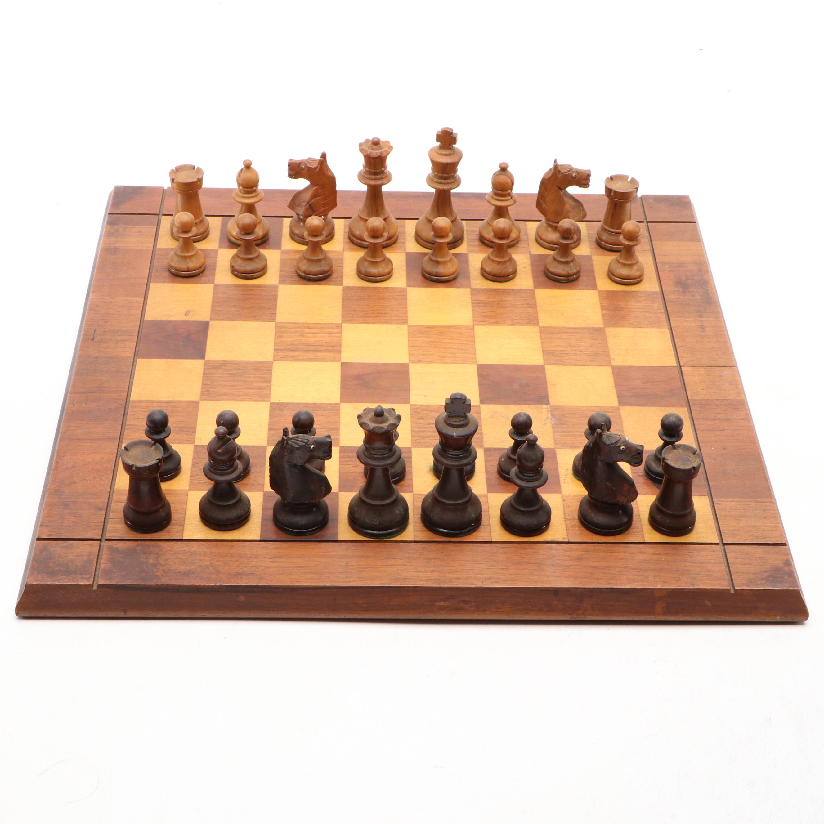 Drueke No. 61 Wood Chessboard and Pieces
