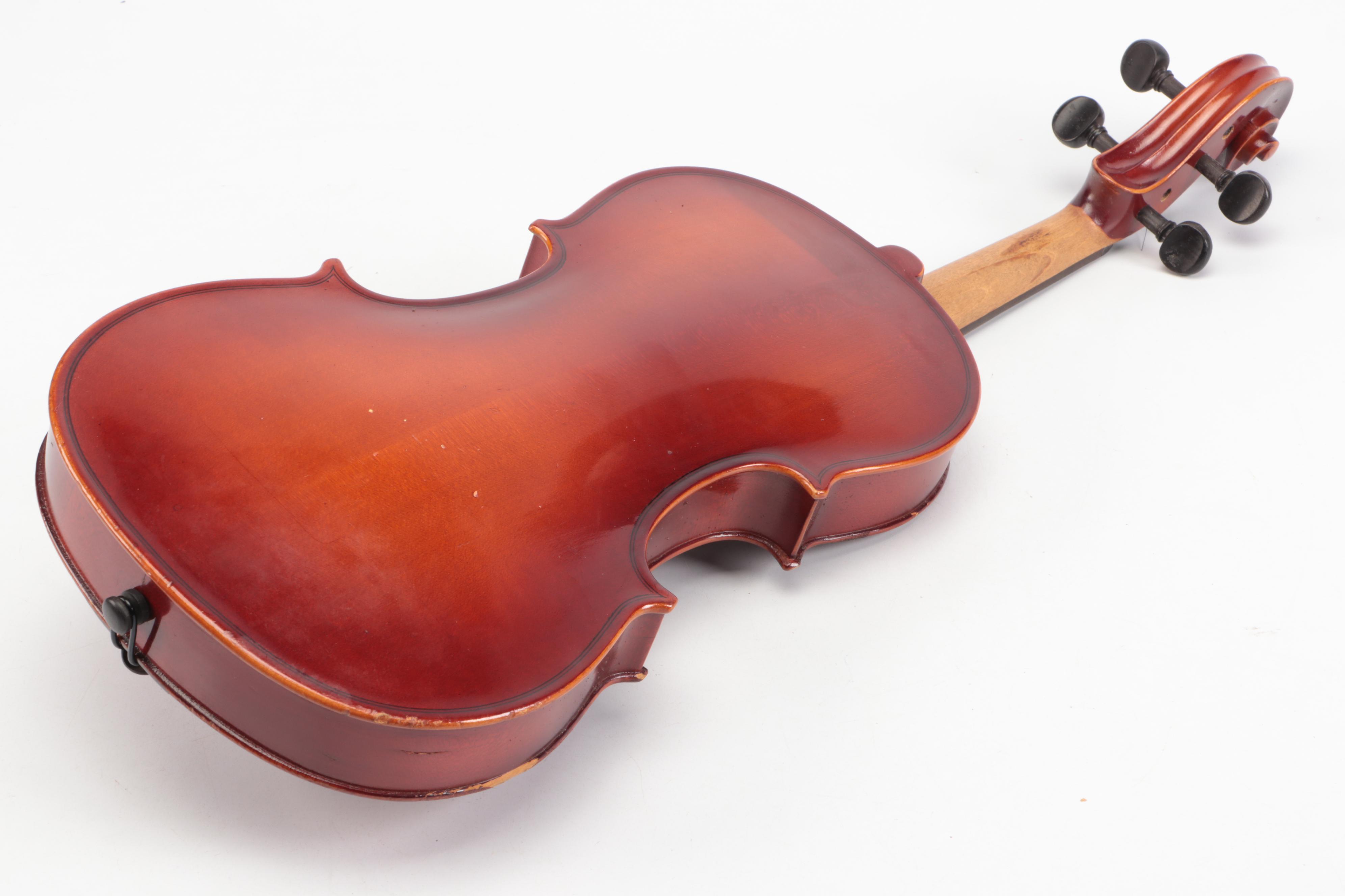 Romanian Copy of Antonius Stradivarius 4/4 Size Wooden Violin, 1988