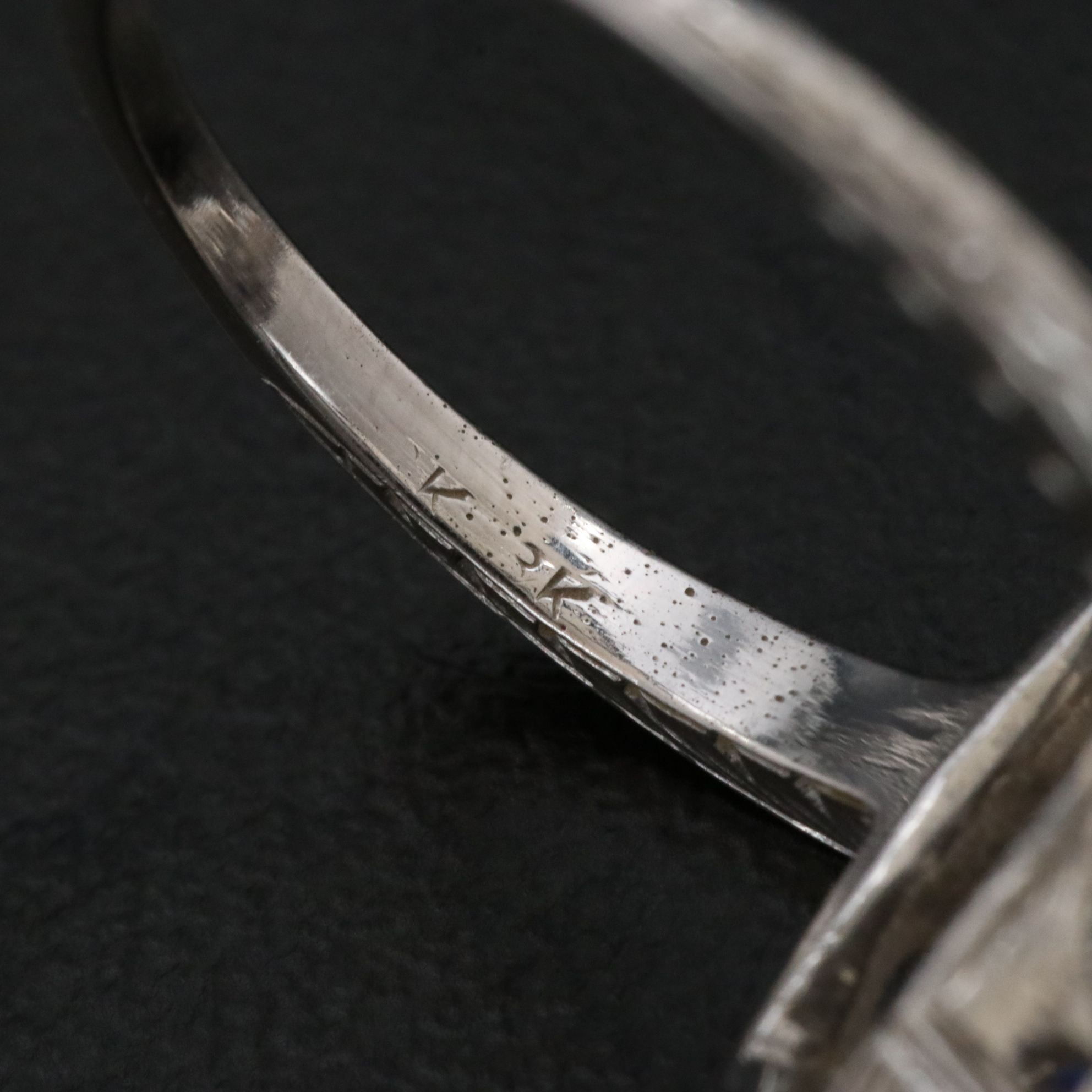 Art Deco 18K Diamond and Sapphire Engraved Piercework Ring