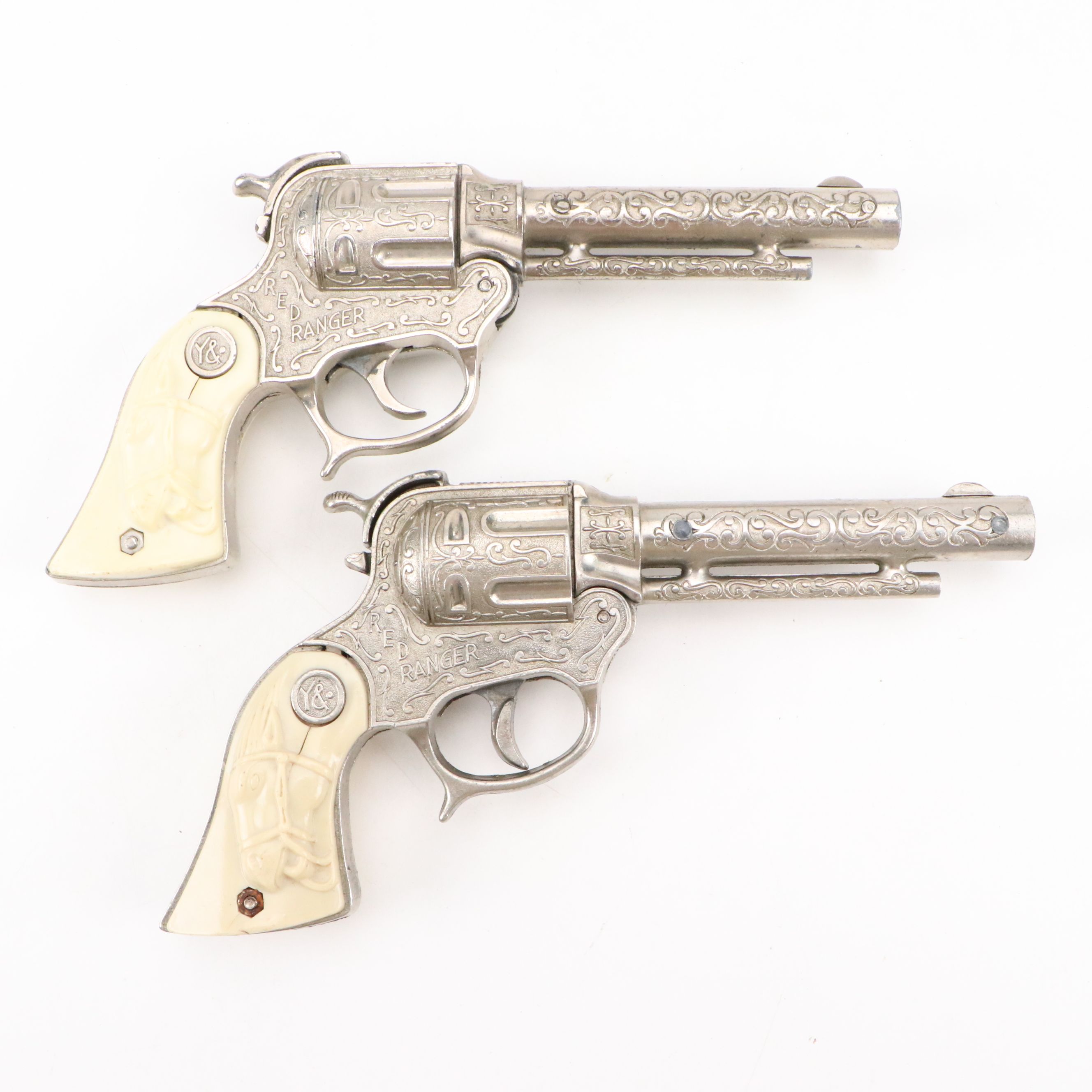 Wyandotte "Red Ranger" Toy Cap Guns with Western Belt, Mid-20th Century