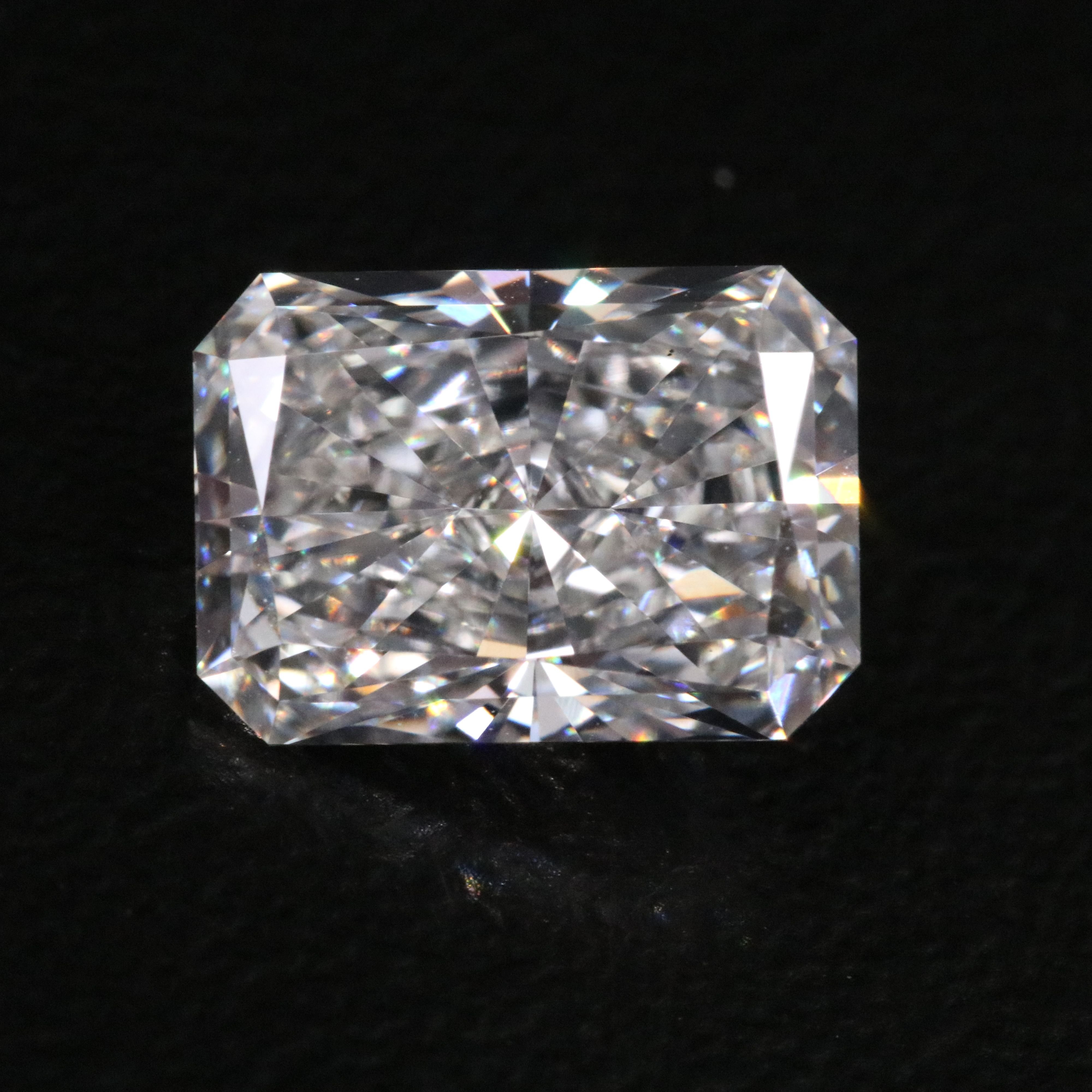 Loose 1.92 CT Lab Grown Diamond with IGI Report