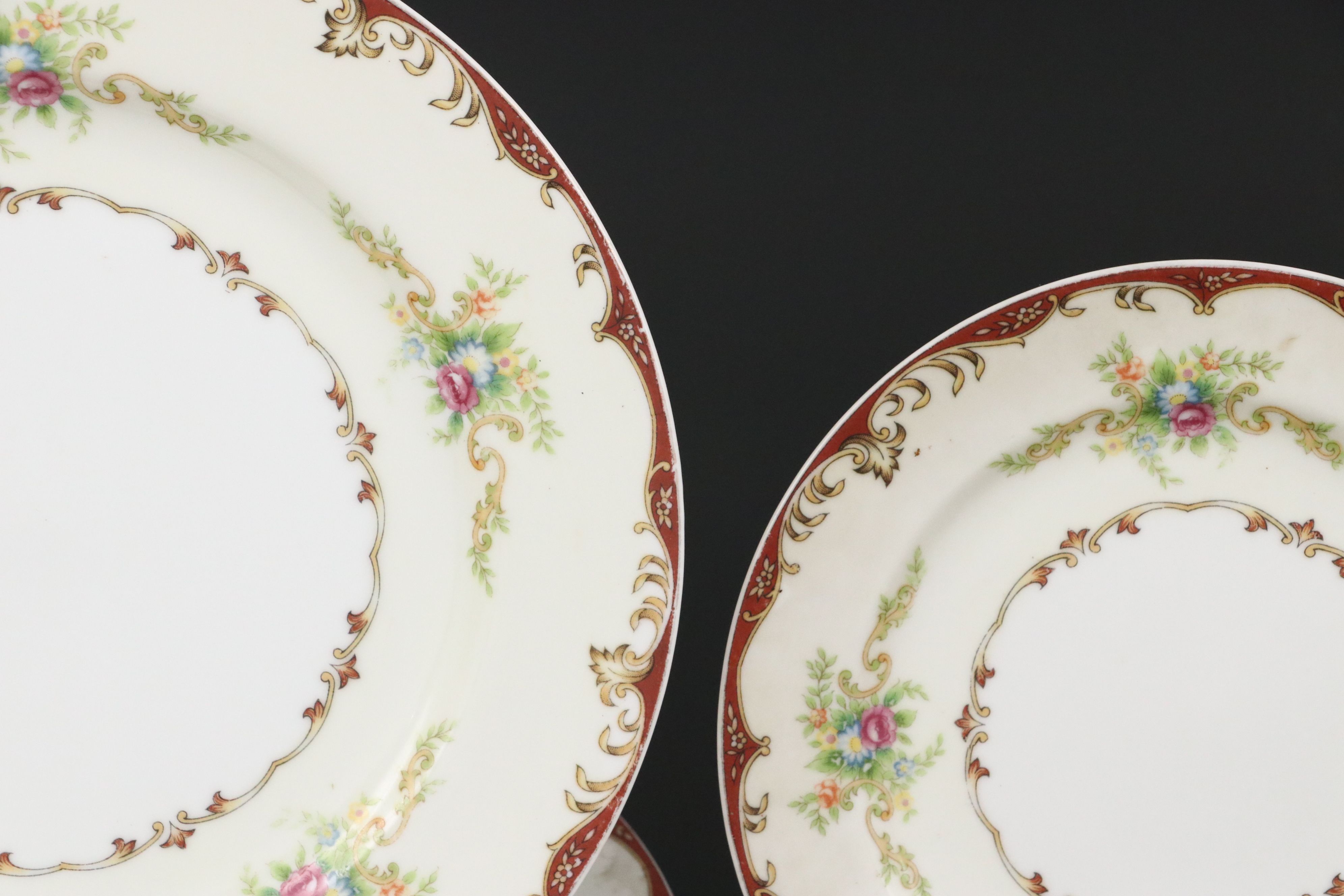 Japanese Empress Porcelain Dinnerware and Serving Pieces, Mid to Late 20th C.