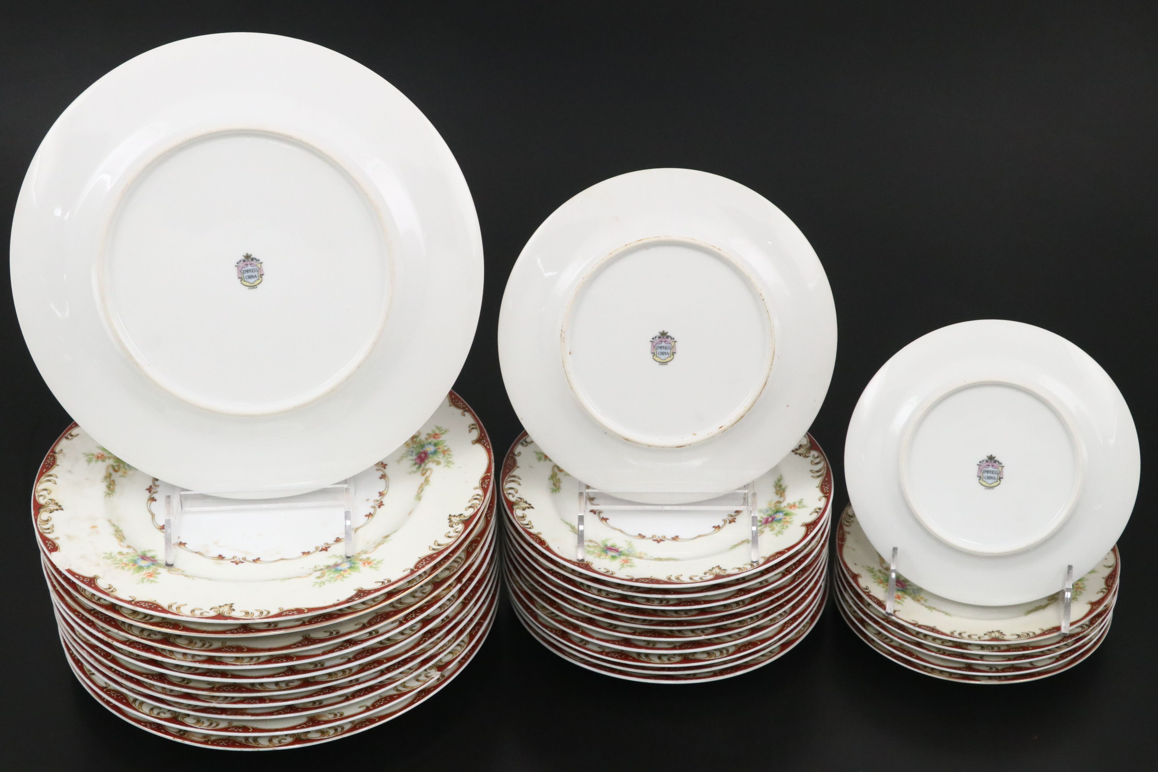 Japanese Empress Porcelain Dinnerware and Serving Pieces, Mid to Late 20th C.