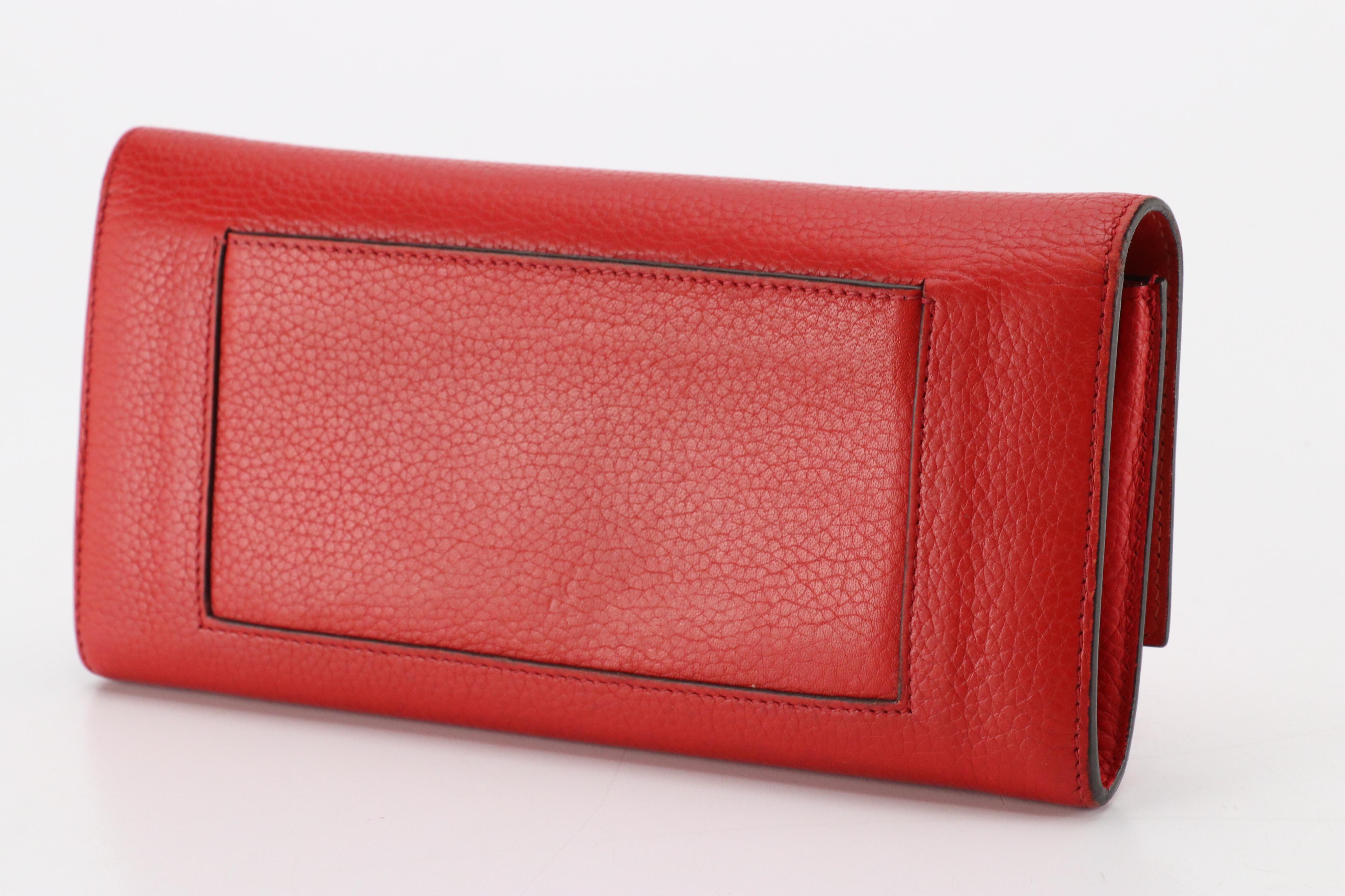 Céline Wallet-on Chain in Red Calfskin Grain Leather