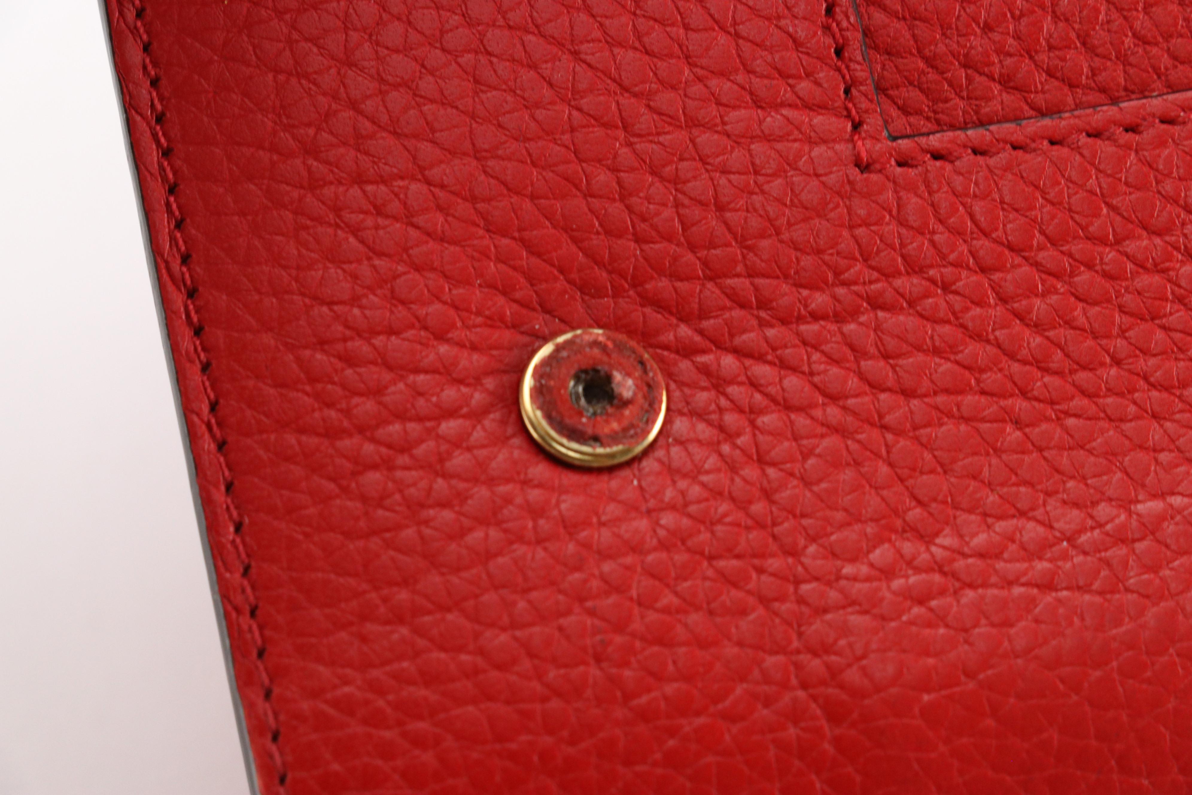 Céline Wallet-on Chain in Red Calfskin Grain Leather