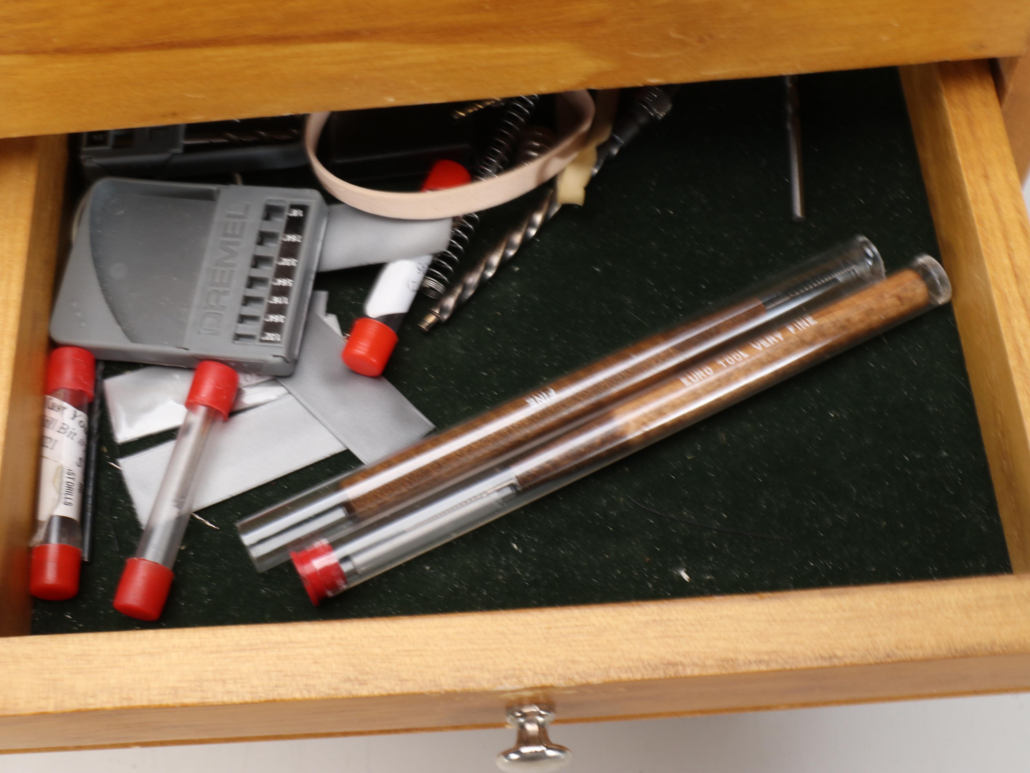 Windsor Design Eight-Drawer Oak Machinist's Chest with Assorted Hand Tools