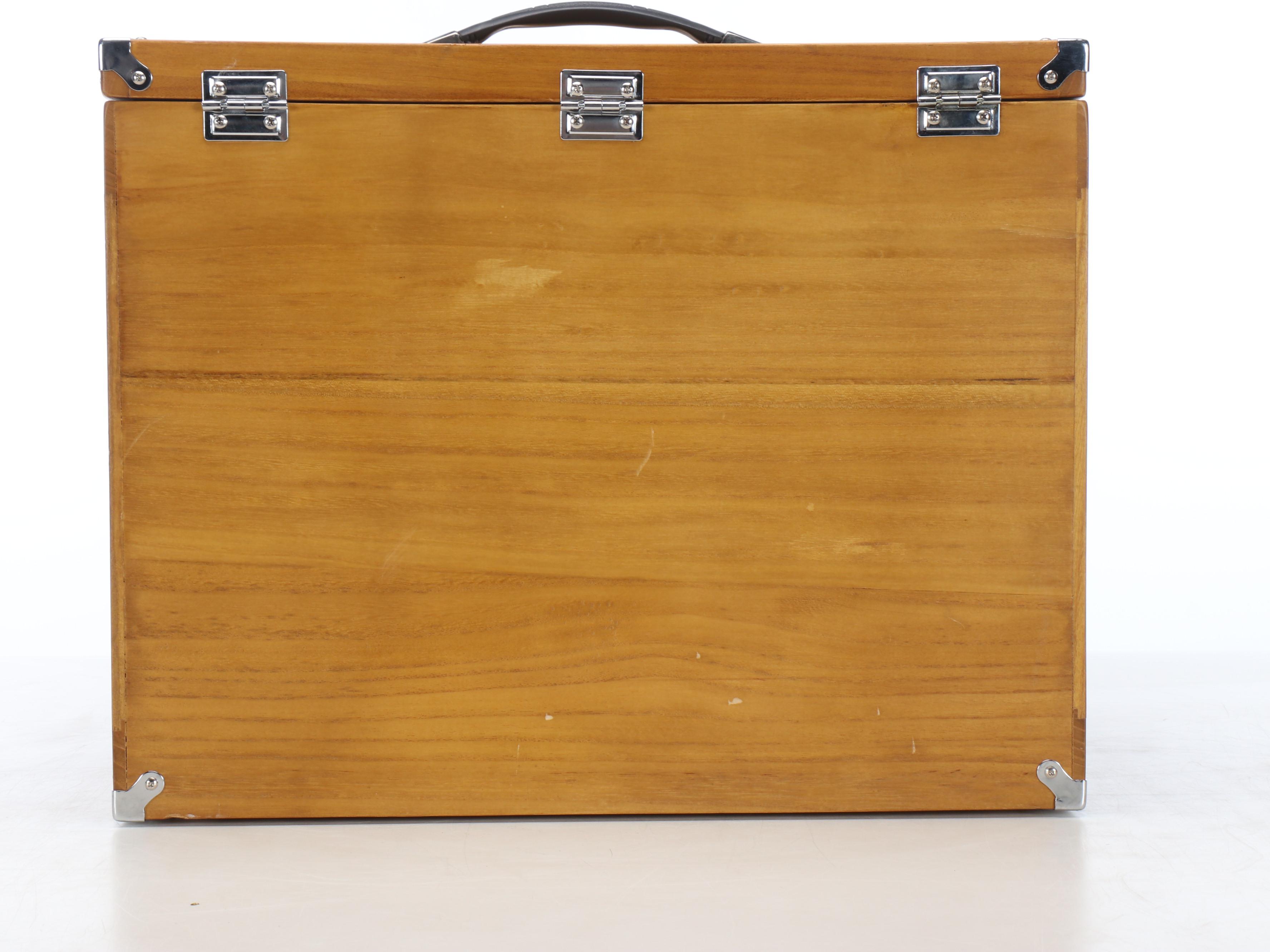 Windsor Design Eight-Drawer Oak Machinist's Chest with Assorted Hand Tools