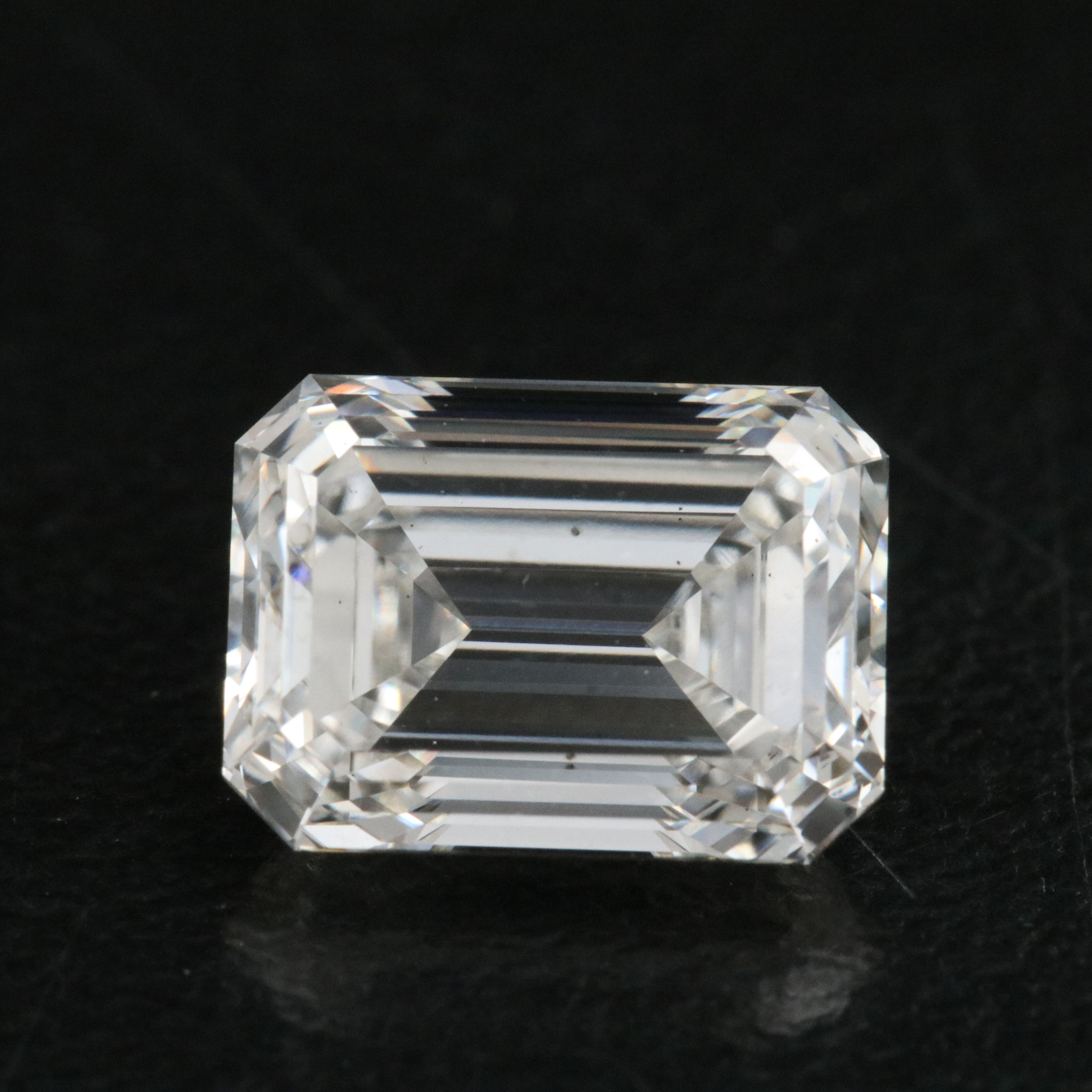 Loose 2.40 CT Lab Grown Diamond with IGI Report