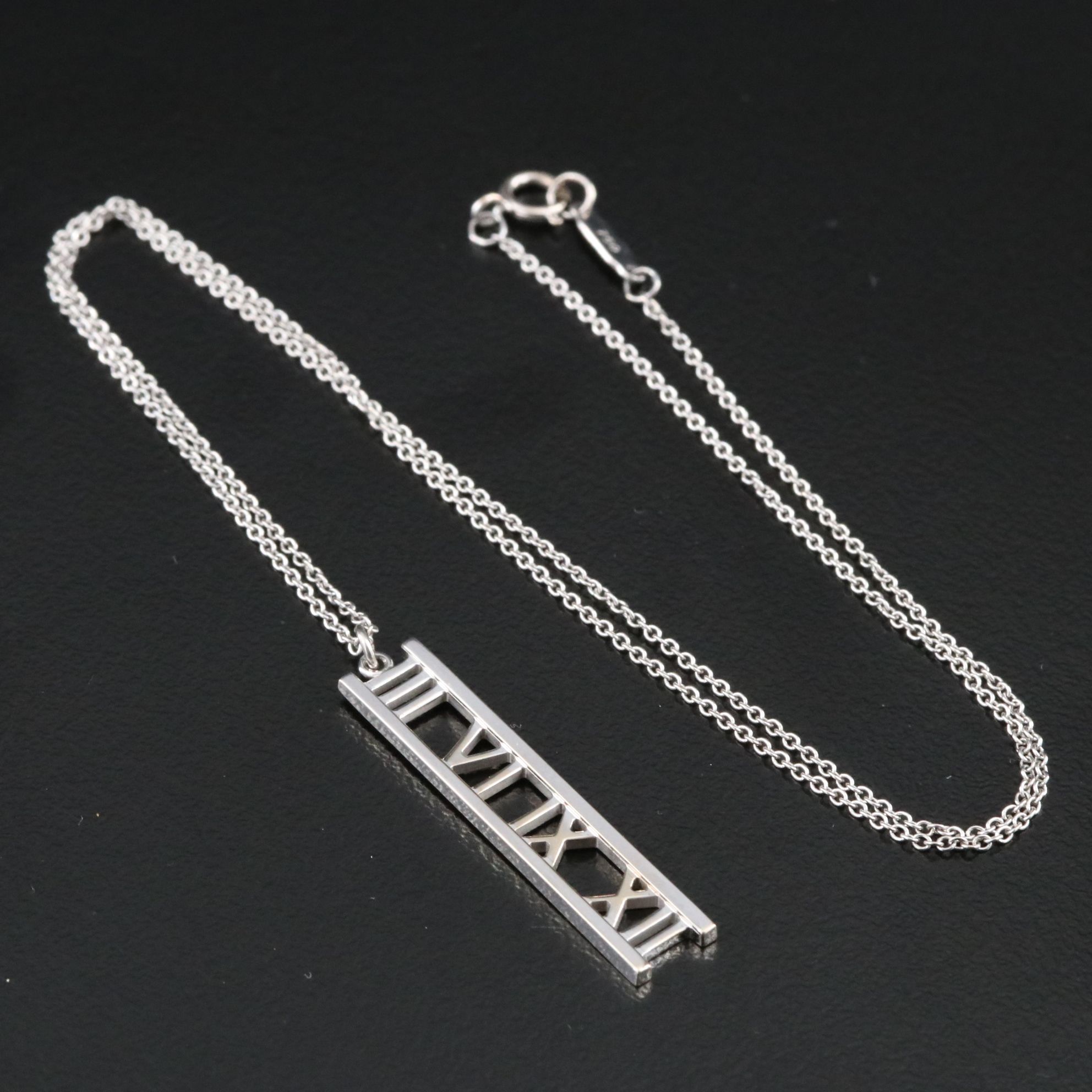 Tiffany & Co. Atlas 18K Vertical Bar Necklace