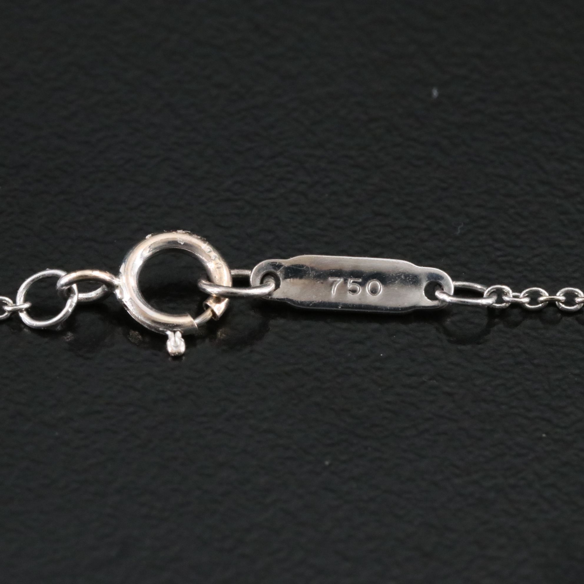 Tiffany & Co. Atlas 18K Vertical Bar Necklace