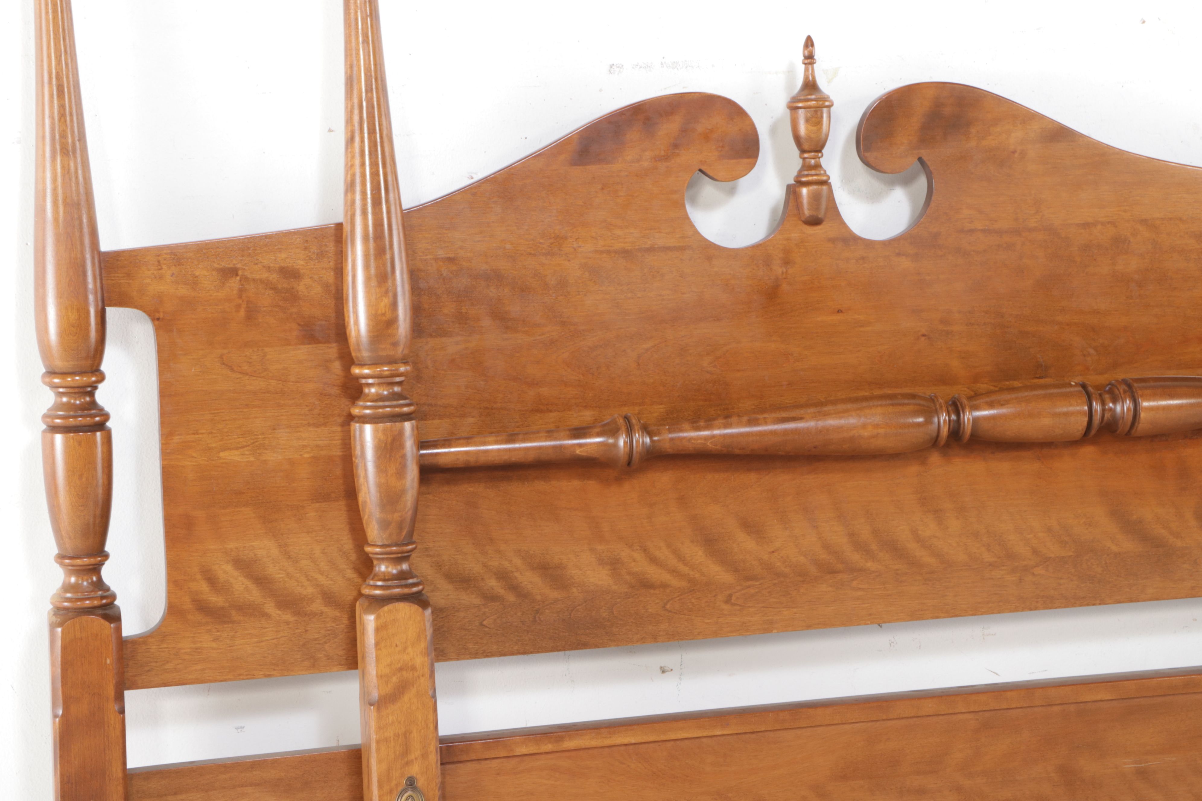 Ethan Allen Colonial Style Maple Queen Bed with Nightstands