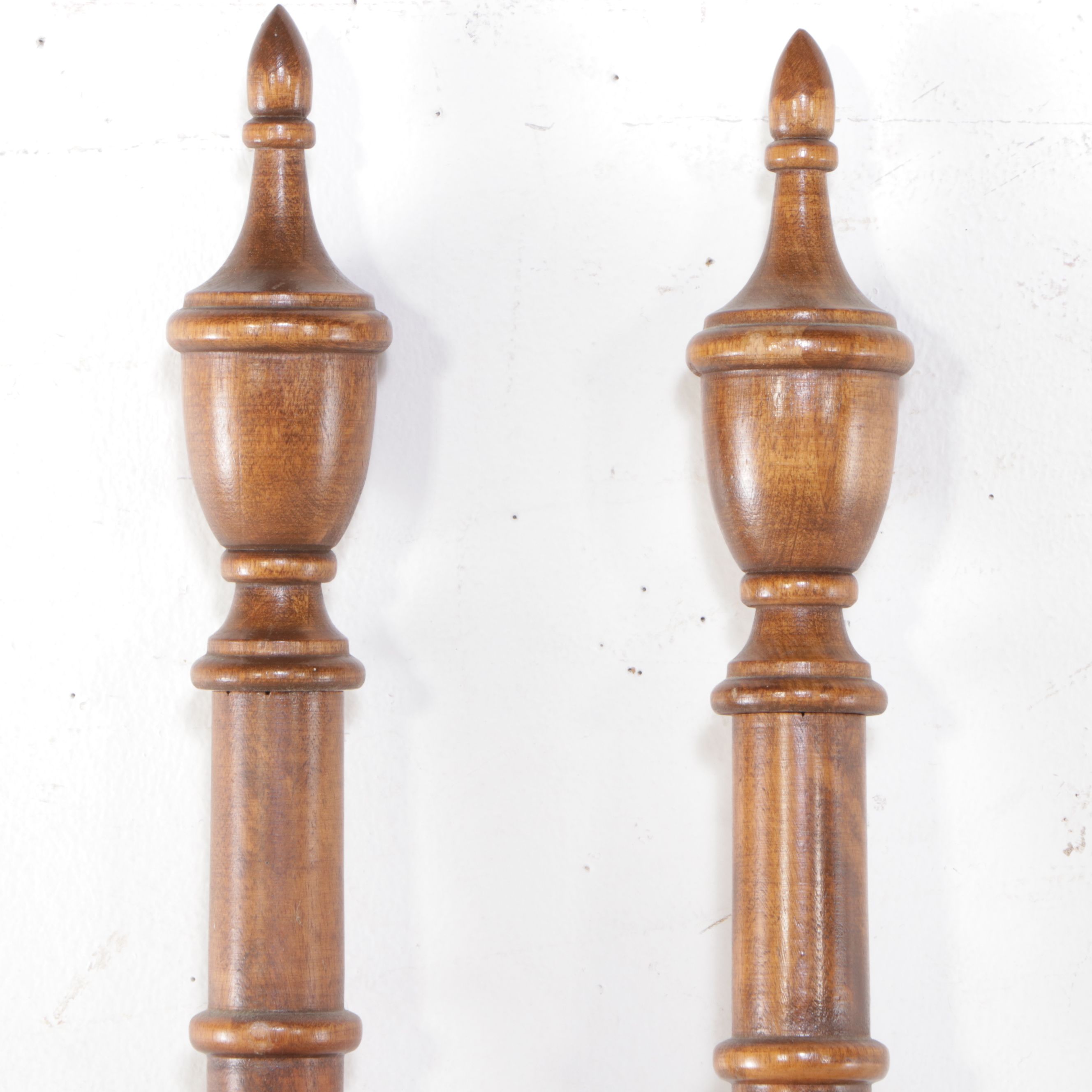 Ethan Allen Colonial Style Maple Queen Bed with Nightstands