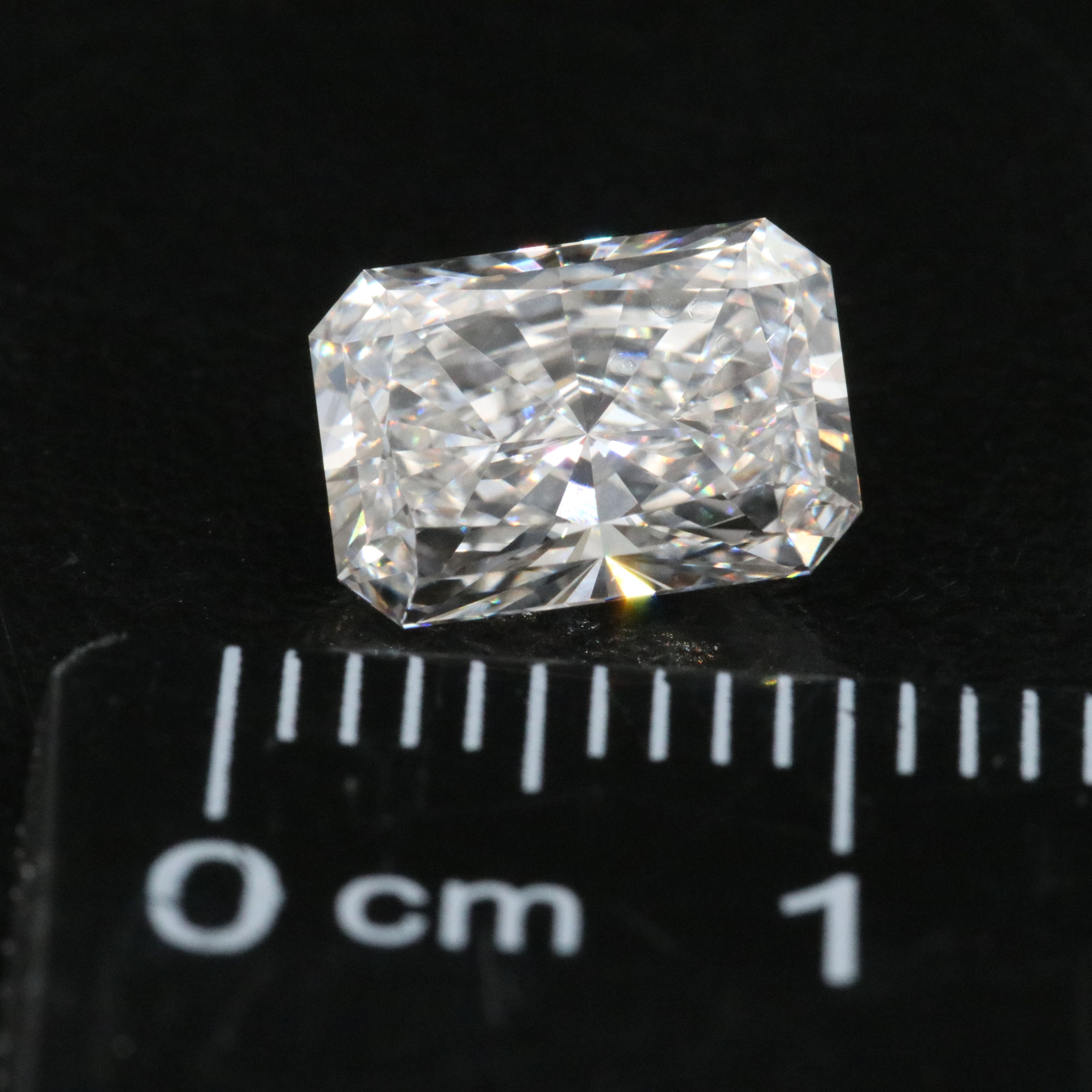 Loose 1.87 CT Lab Grown Diamond with IGI Report