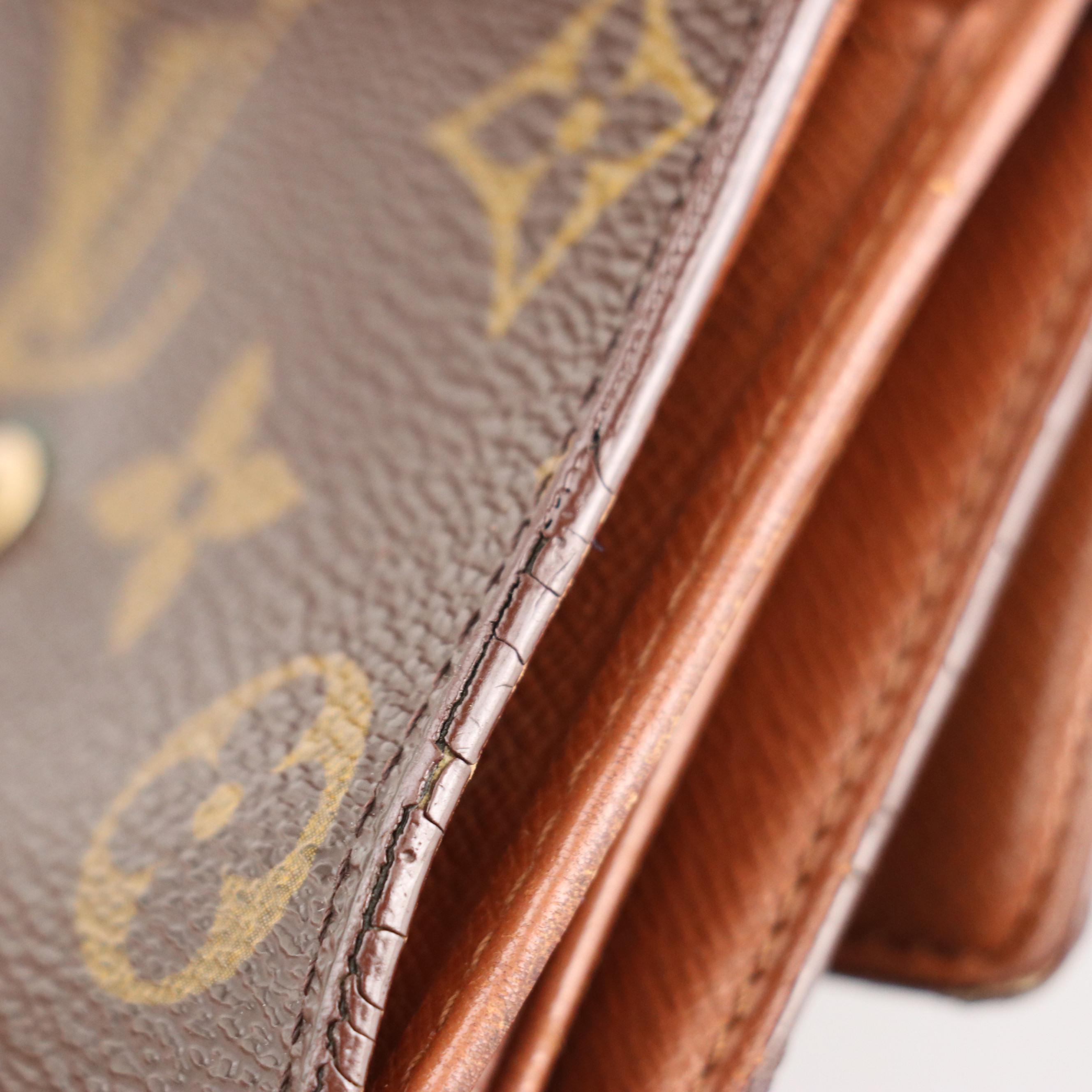 Louis Vuitton Porte-Monnaie, Billets, Cartes Crédit in Monogram Canvas