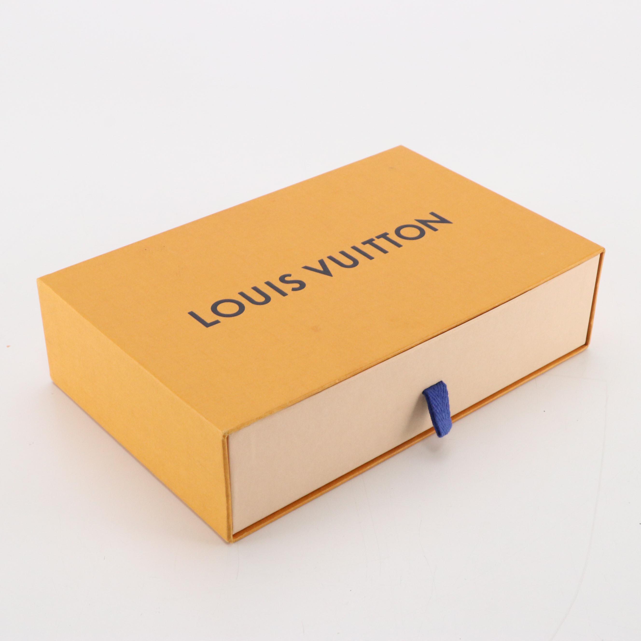 Louis Vuitton Zippy Wallet in Red Monogram Vernis with Box