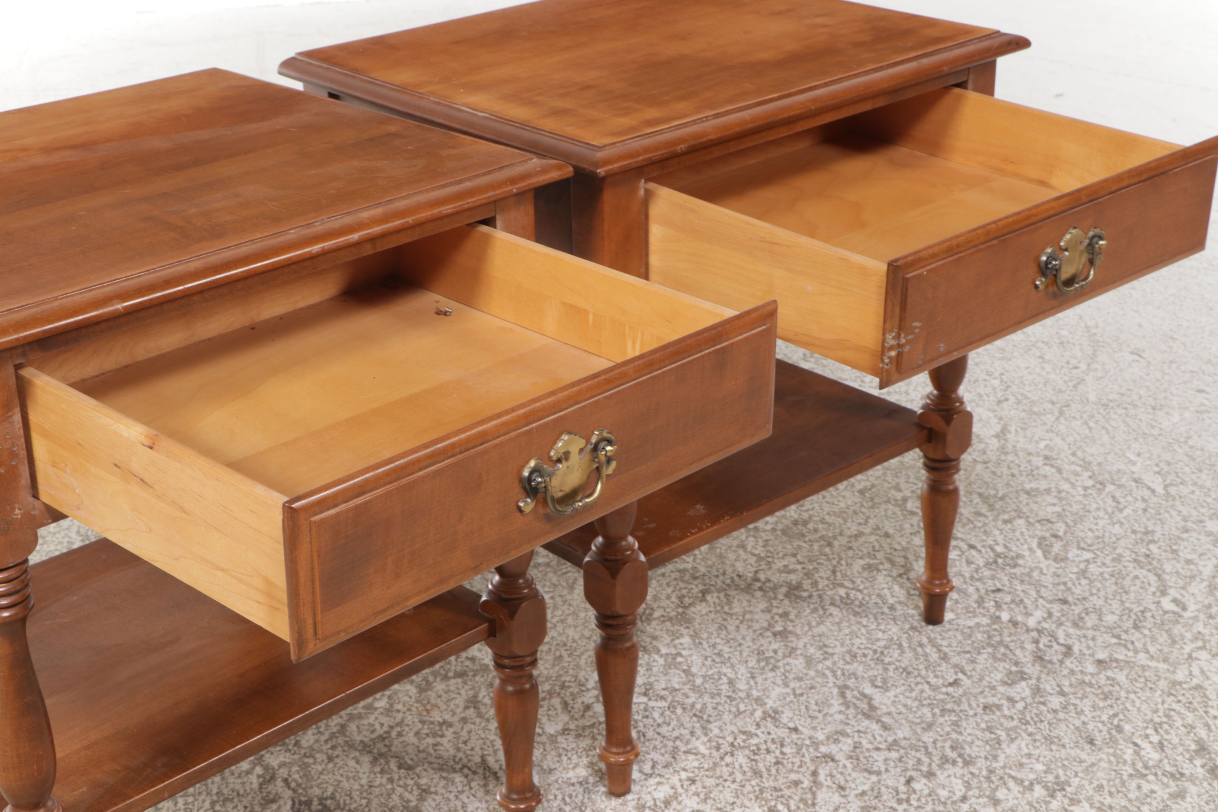 Ethan Allen Colonial Style Maple Queen Bed with Nightstands