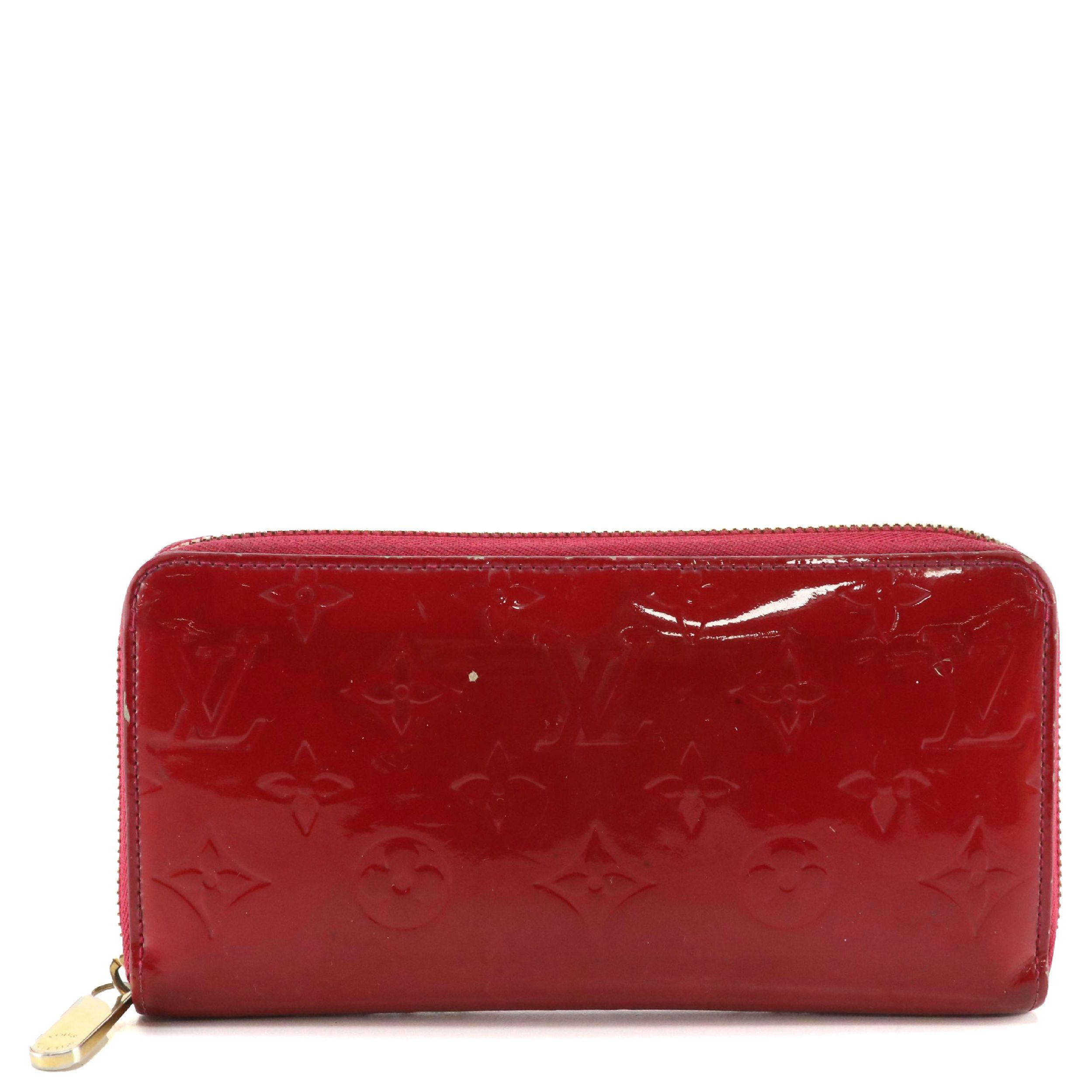 Louis Vuitton Zippy Wallet in Red Monogram Vernis with Box