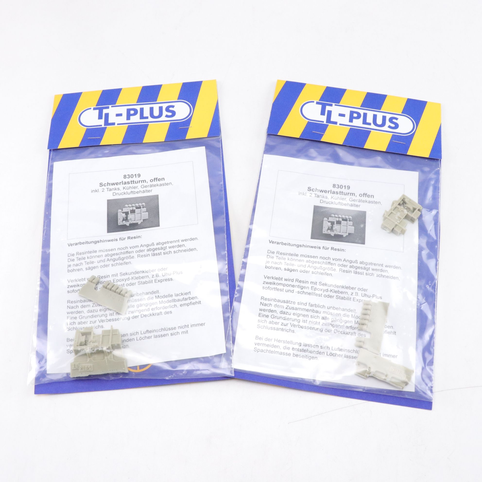 HO Scale Vehicles and Accessories with Herpa "Minitanks" and Woodland Scenics