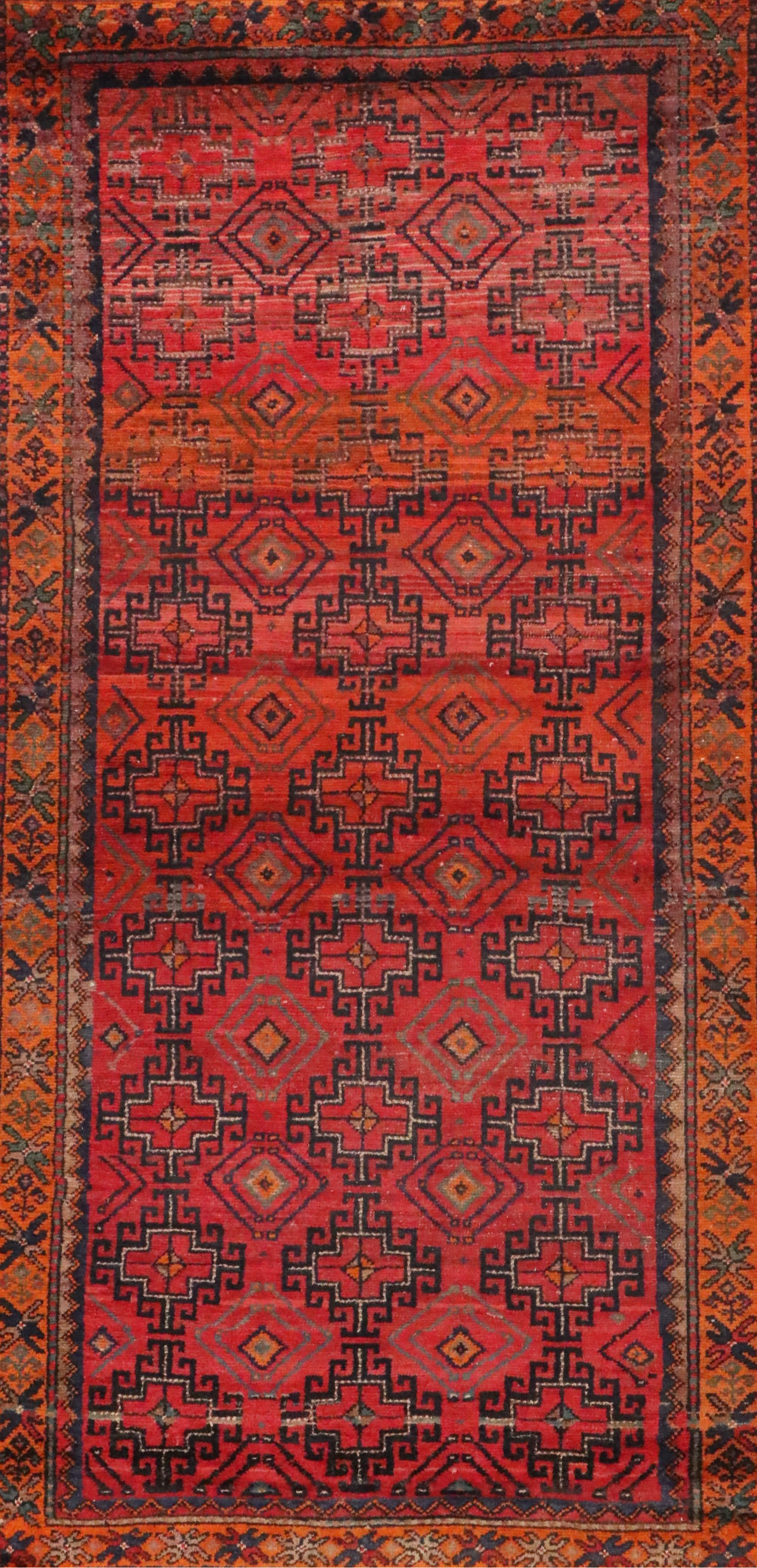 4'2 x 8' Hand-Knotted Persian Hamadan Area Rug
