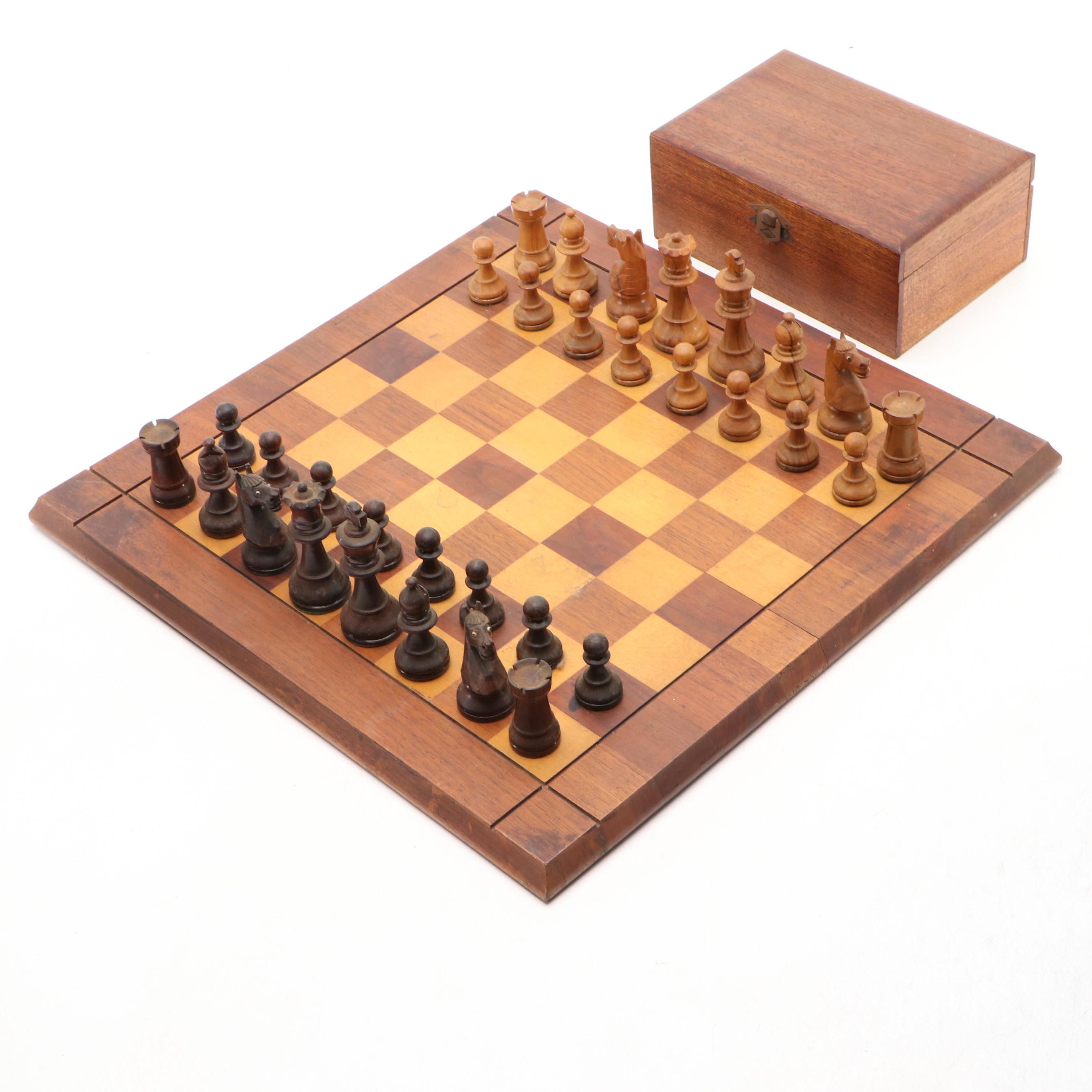 Drueke No. 61 Wood Chessboard and Pieces