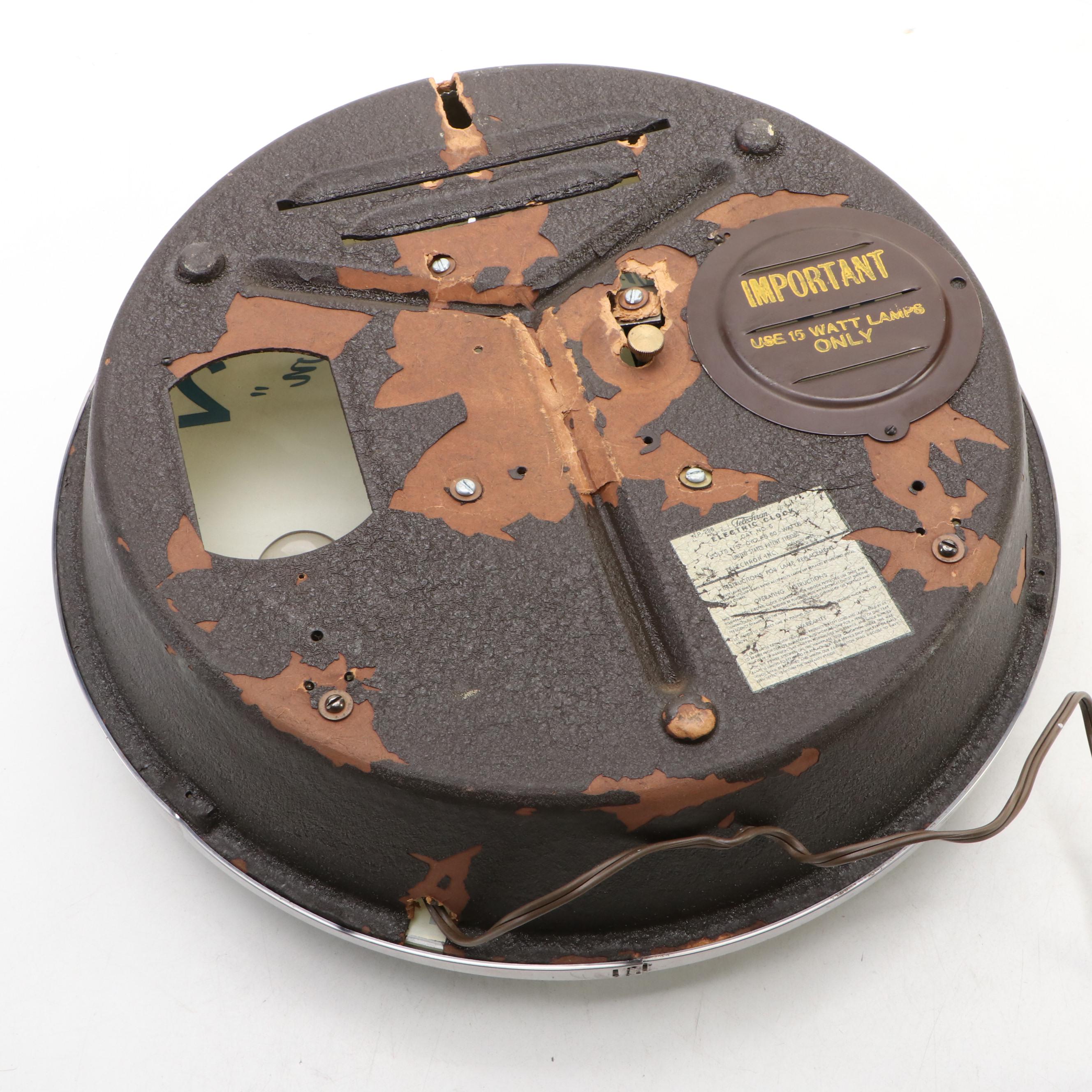 Duquesne Pilsener "The Finest Beer in Town" Illuminated Advertising Clock, 1950s