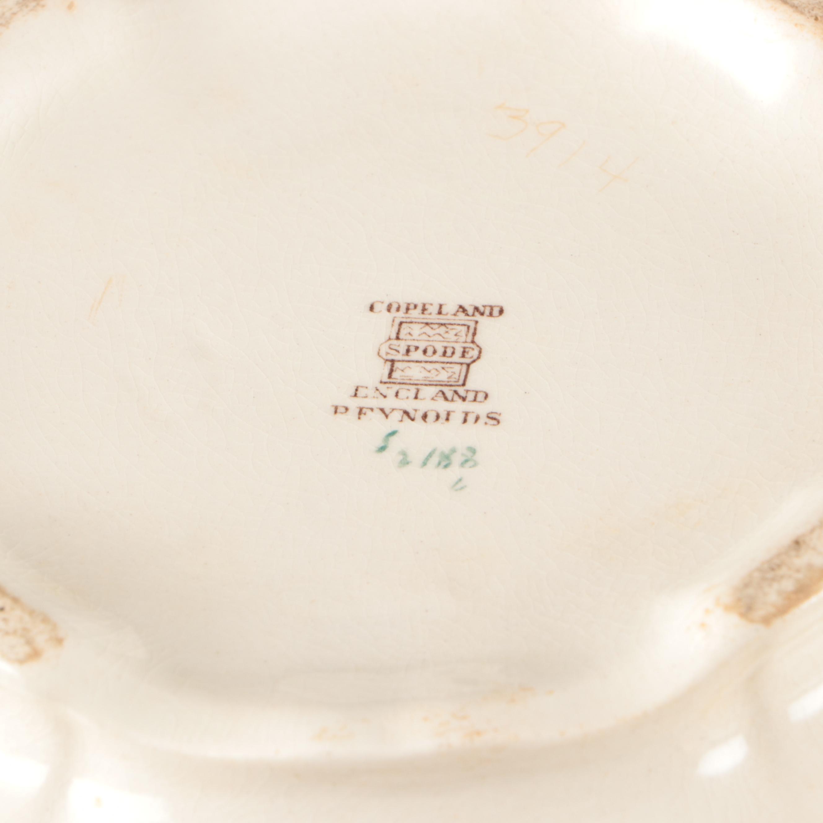 Spode "Reynolds" Porcelain Tableware, Mid to Late 20th Century