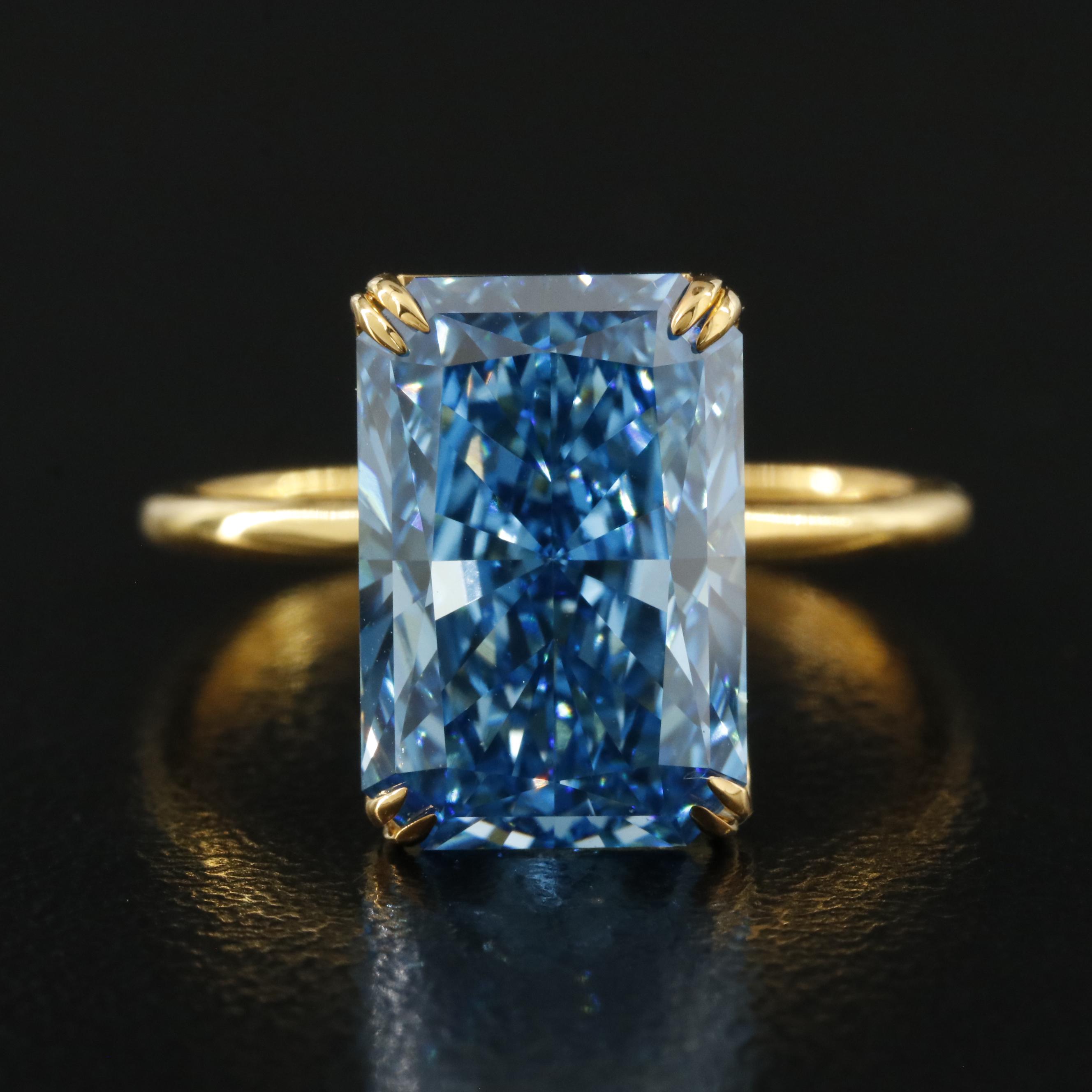 18K 5.02 CT Fancy Vivid Blue Lab Grown Diamond Solitaire Ring with IGI Report
