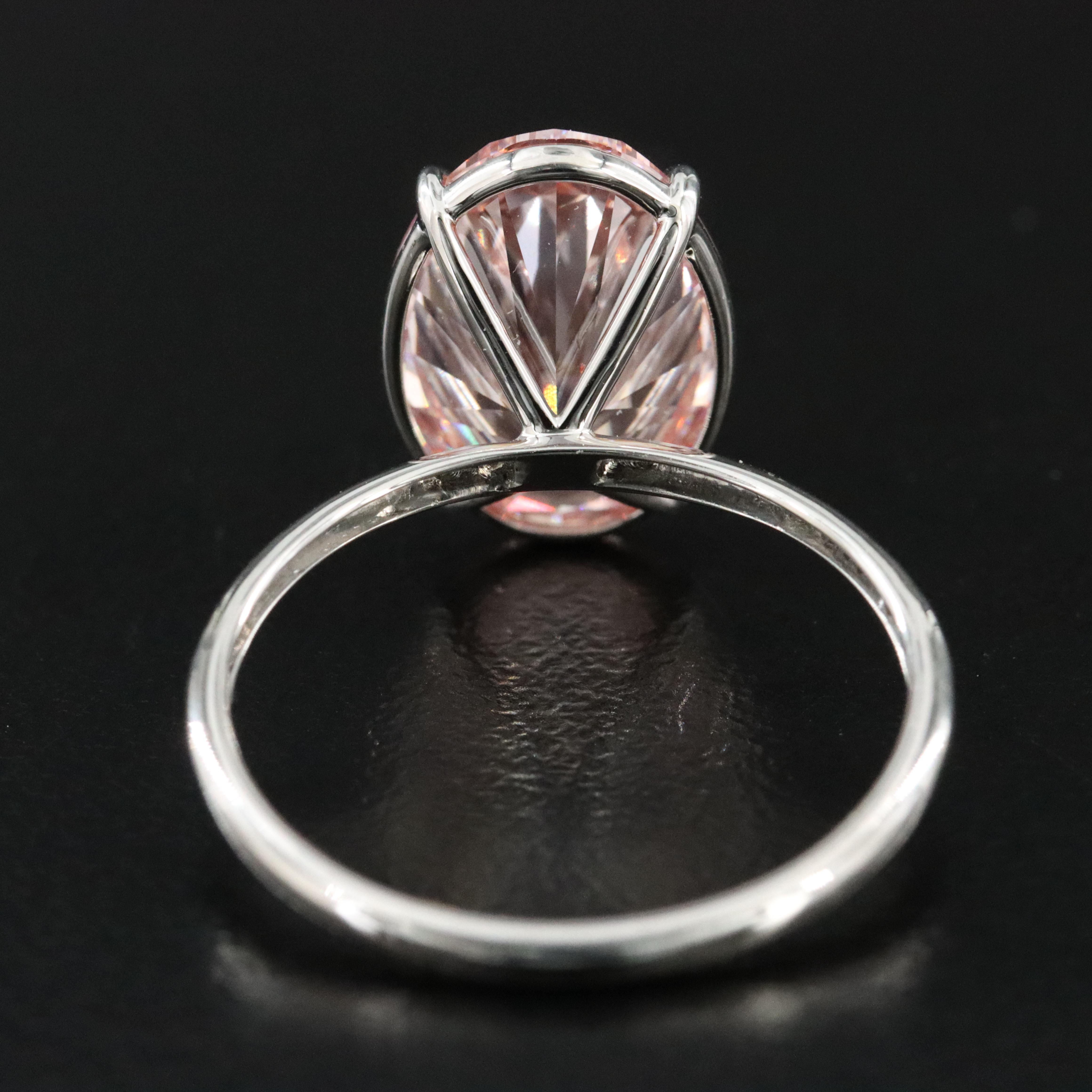 Platinum 4.20 CT Lab Grown Fancy Vivid Pink Diamond Ring with an IGI Report