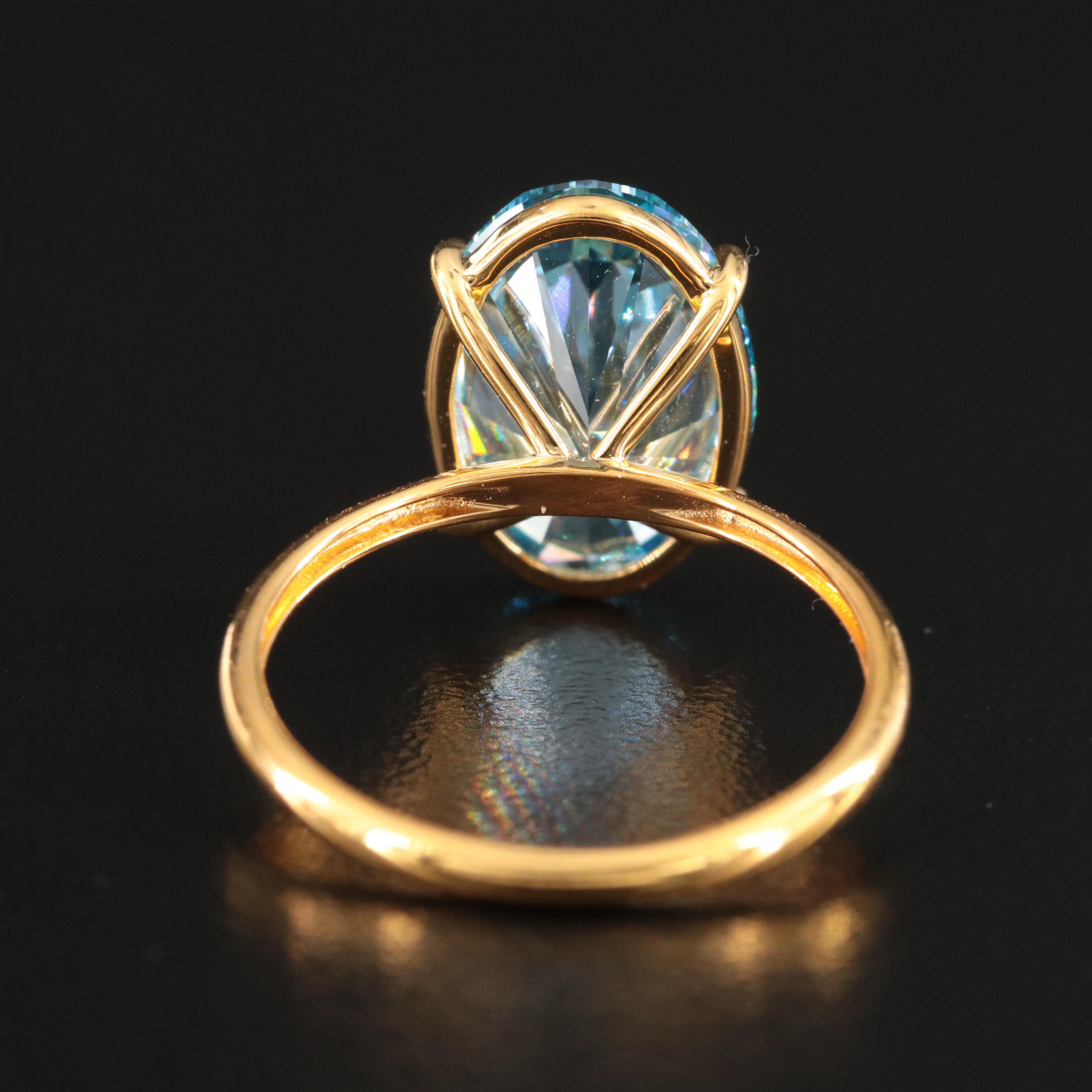 18K 5.01 CT Fancy Vivid Blue Lab Grown Diamond Solitaire Ring with IGI Report