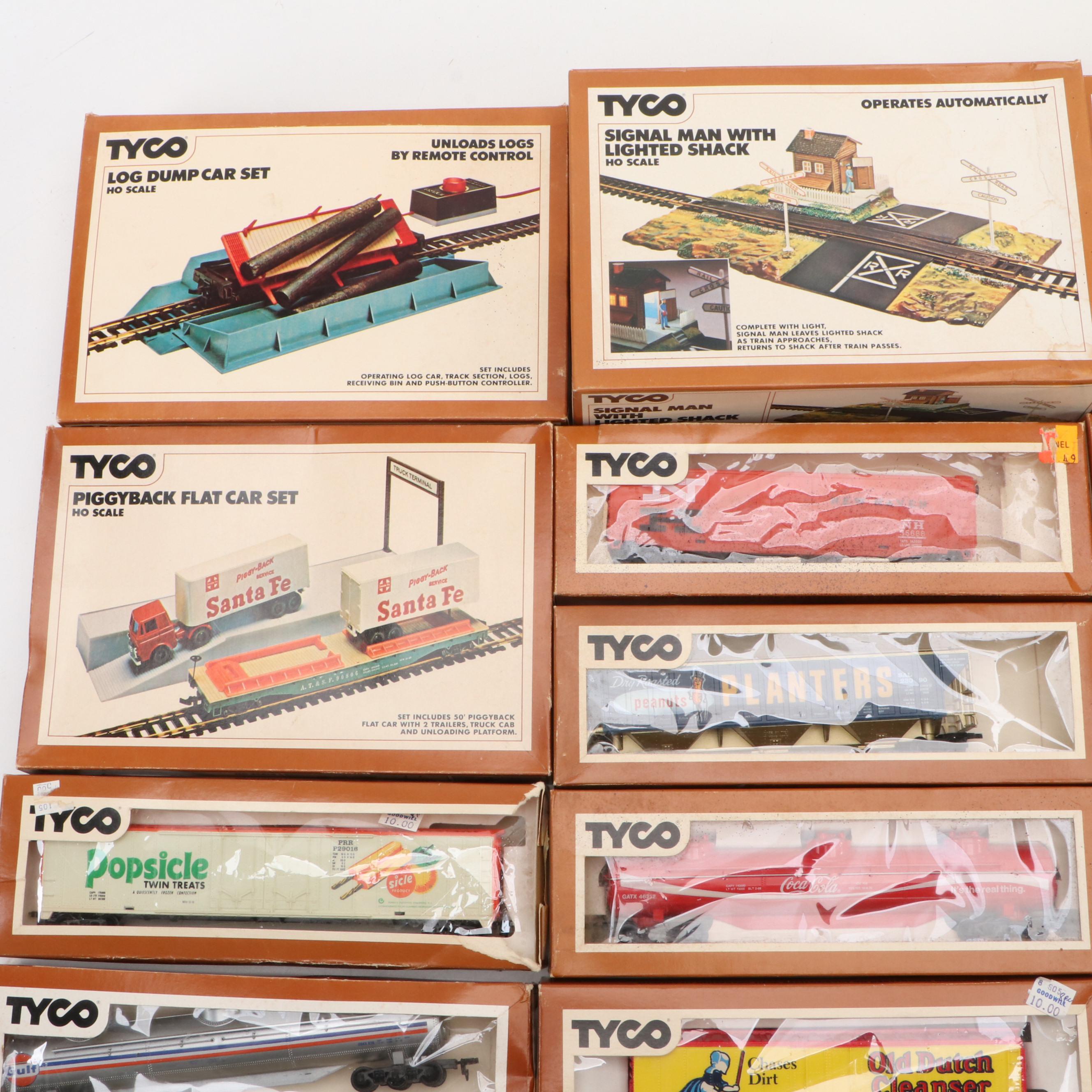 Tyco HO Scale Train Cars and Track Accessories, Late 20th Century