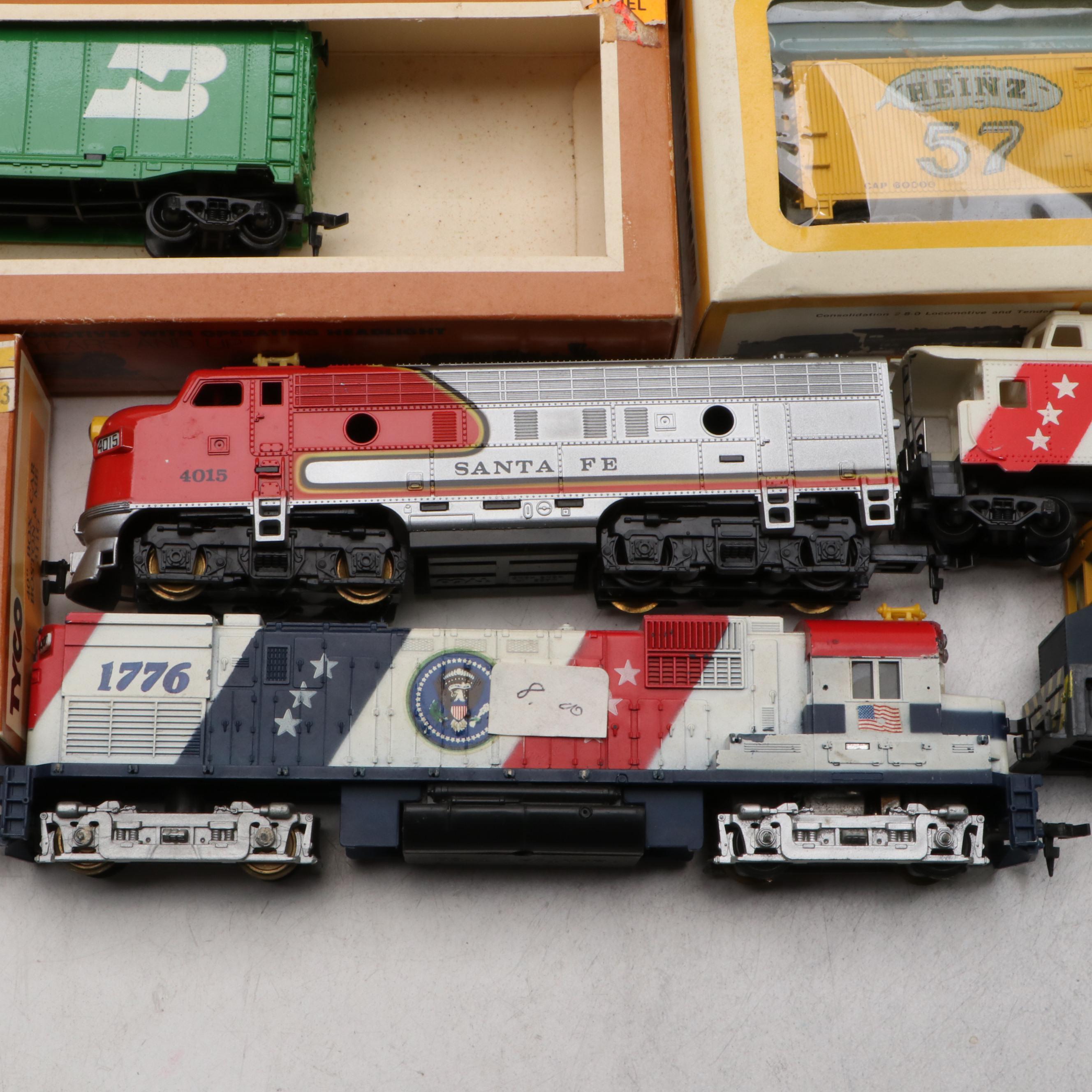 Tyco HO Scale Train Cars and Track Accessories, Late 20th Century