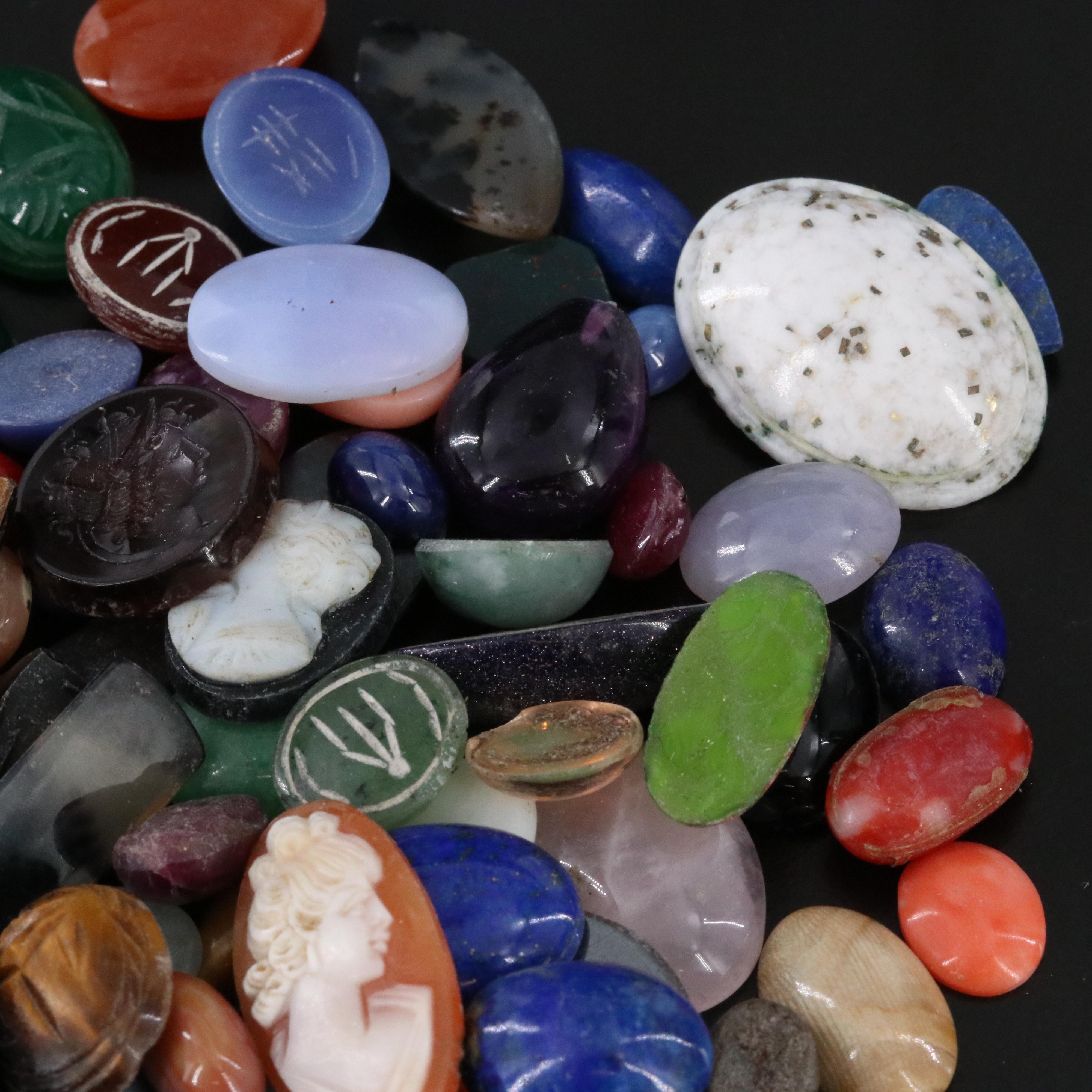 Loose Gemstone Lot Including Bloodstone, Coral and Tiger's Eye