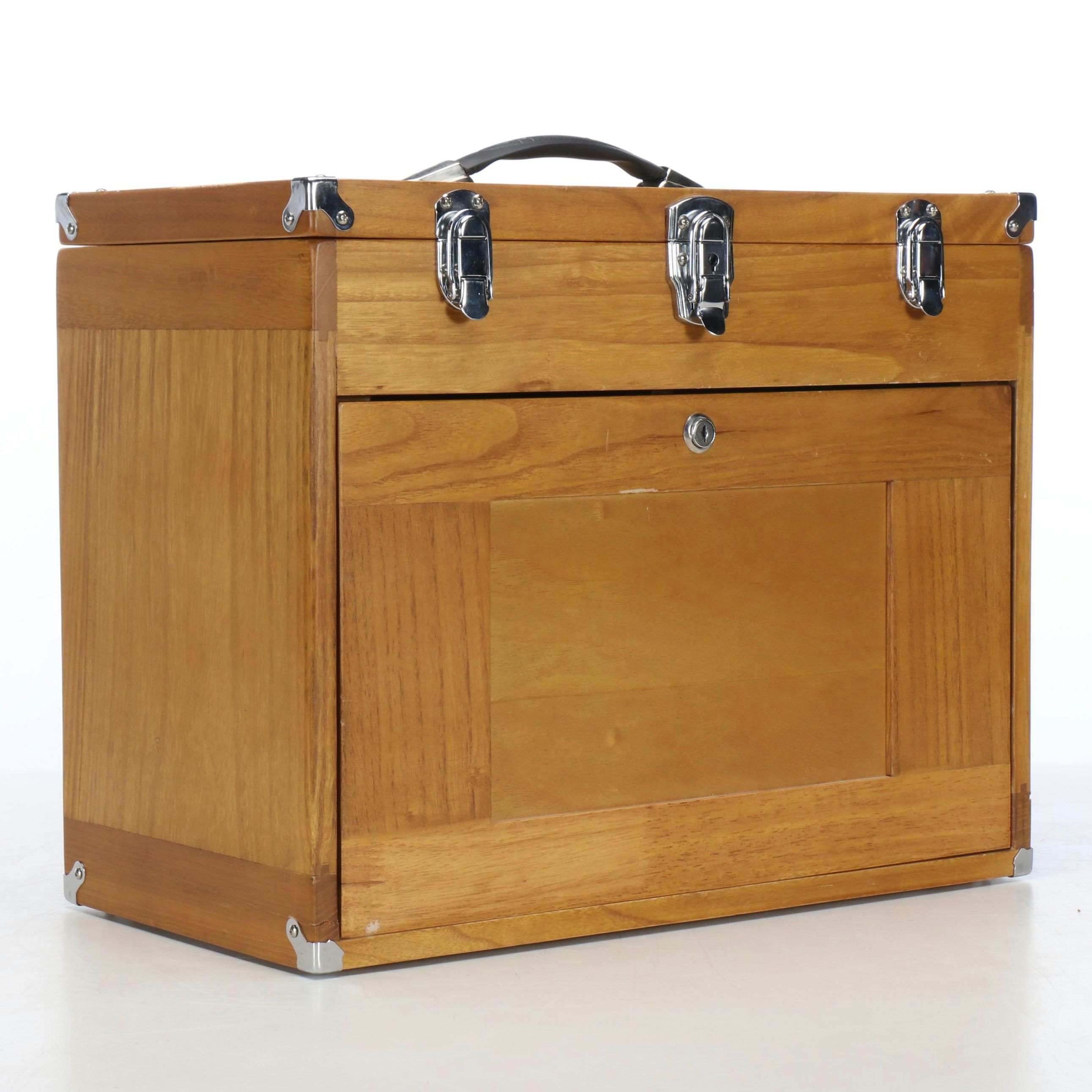 Windsor Design Eight-Drawer Oak Machinist's Chest with Assorted Hand Tools