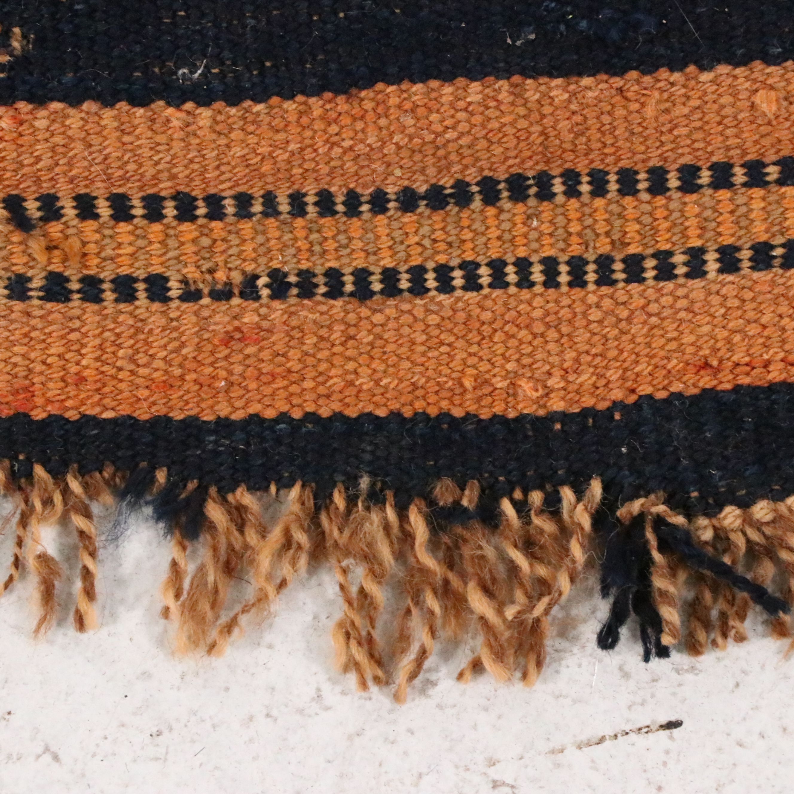 3'10 x 11'7 Hand-Knotted Persian Shiraz Long Rug