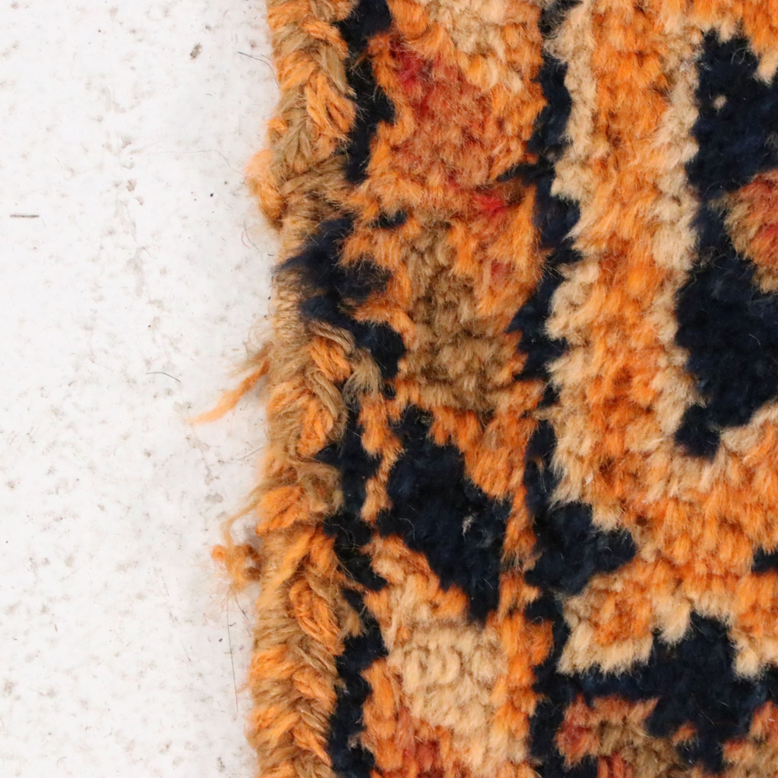 3'10 x 11'7 Hand-Knotted Persian Shiraz Long Rug