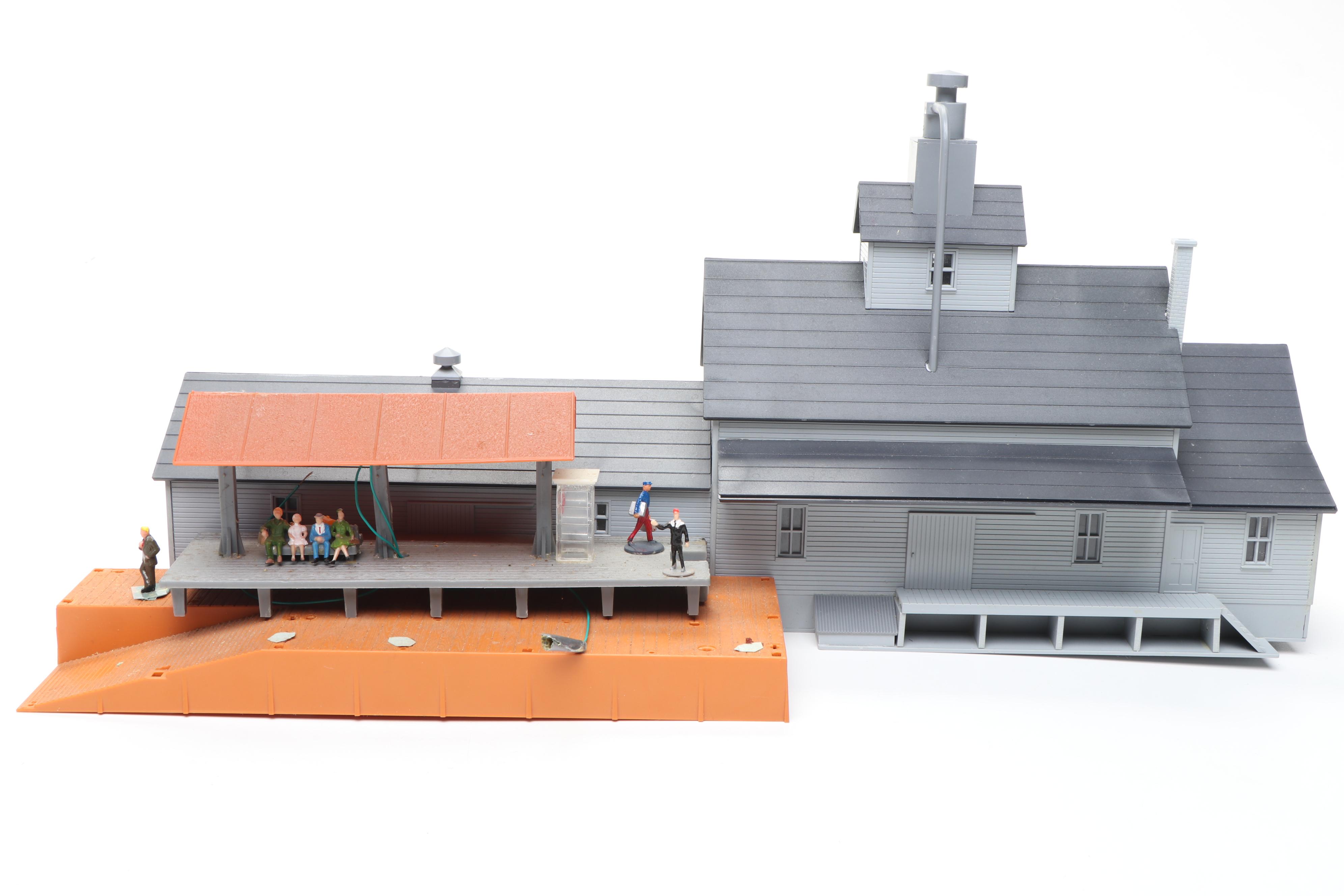 Galoob, Hallmark and Tyco Houses and Buildings