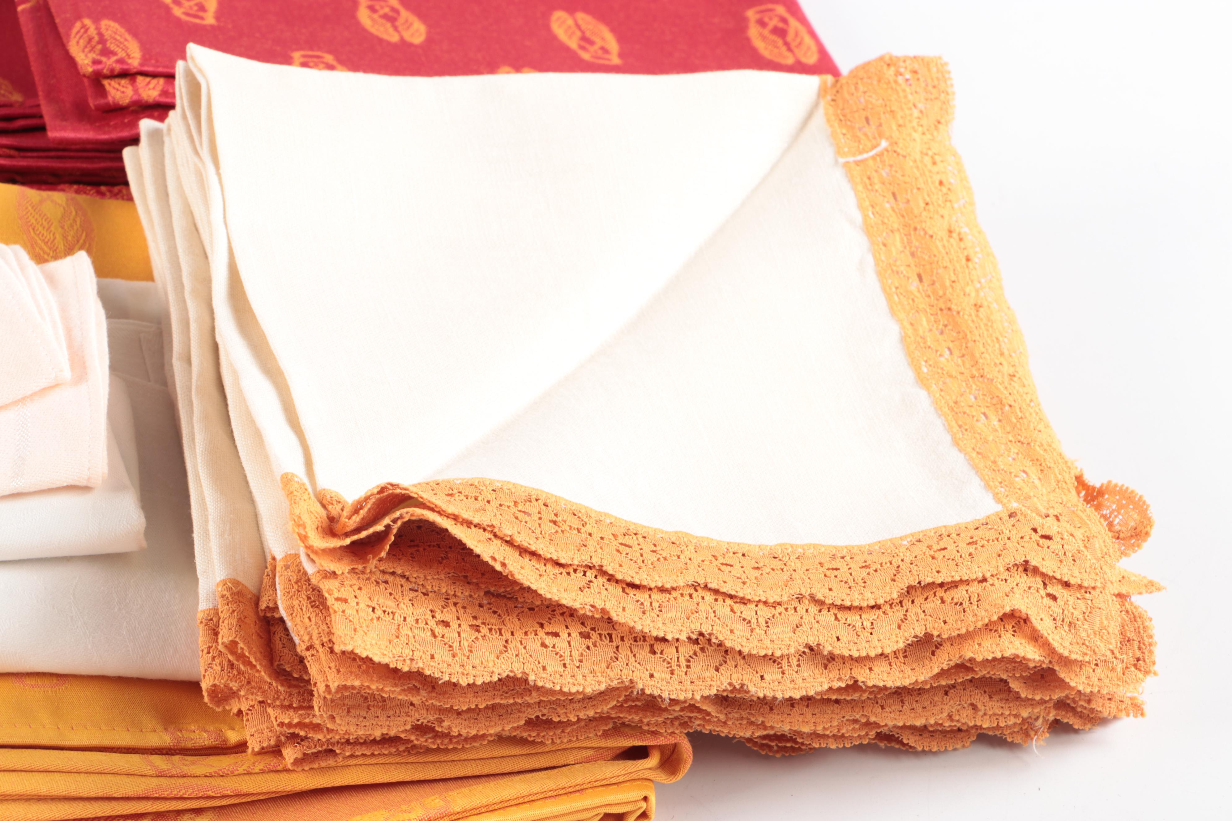 Sud Etoffe Cicada Tablecloth and Place Settings with Other Linen Napkins