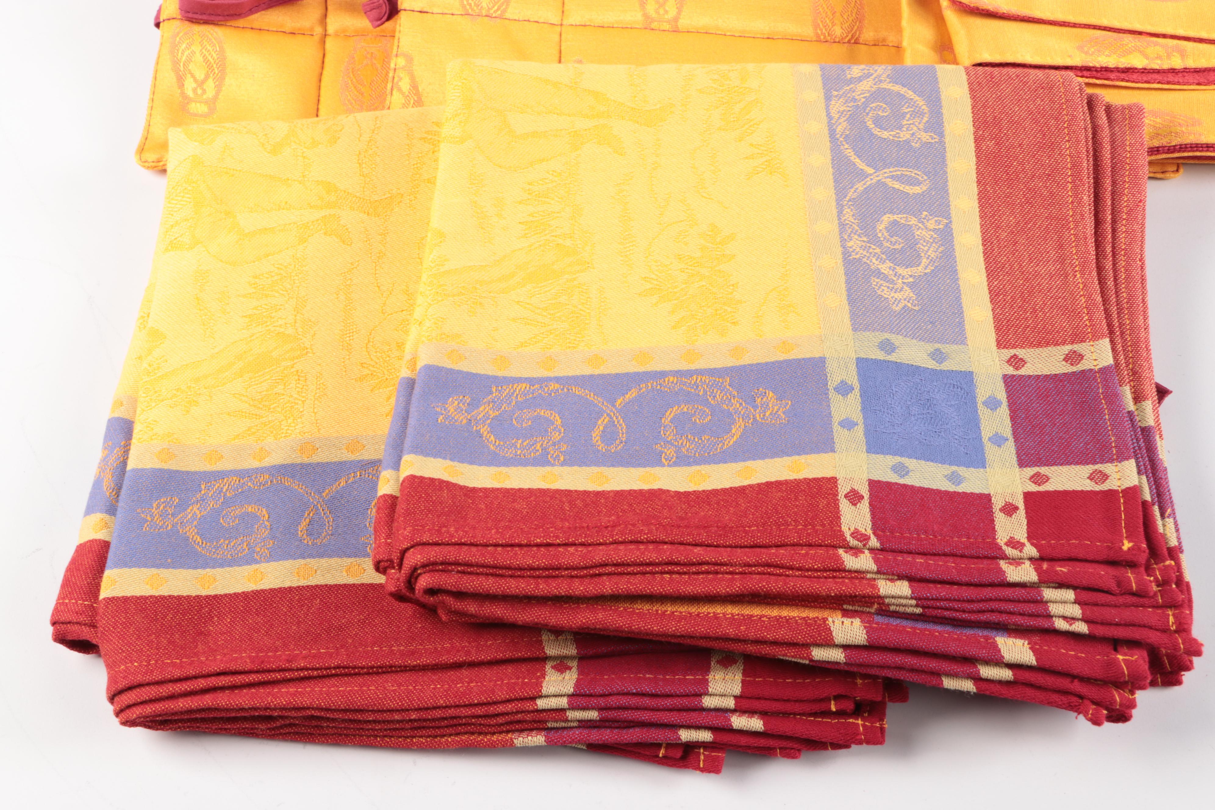 Sud Etoffe Cicada Tablecloth and Place Settings with Other Linen Napkins