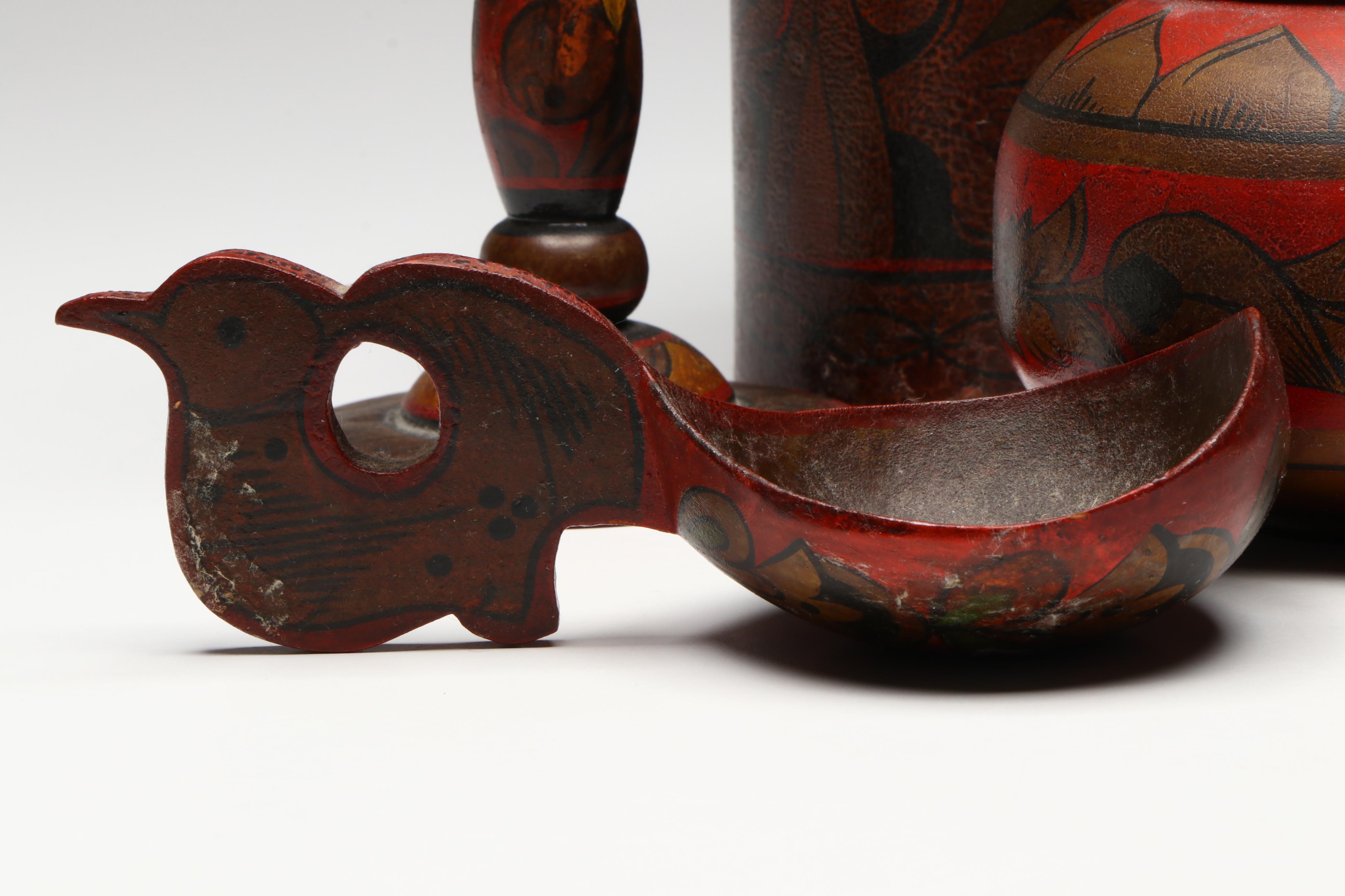 Russian Folk Art Khokhloma Lacquered Wood Jars and Table Accessories, 20th C.