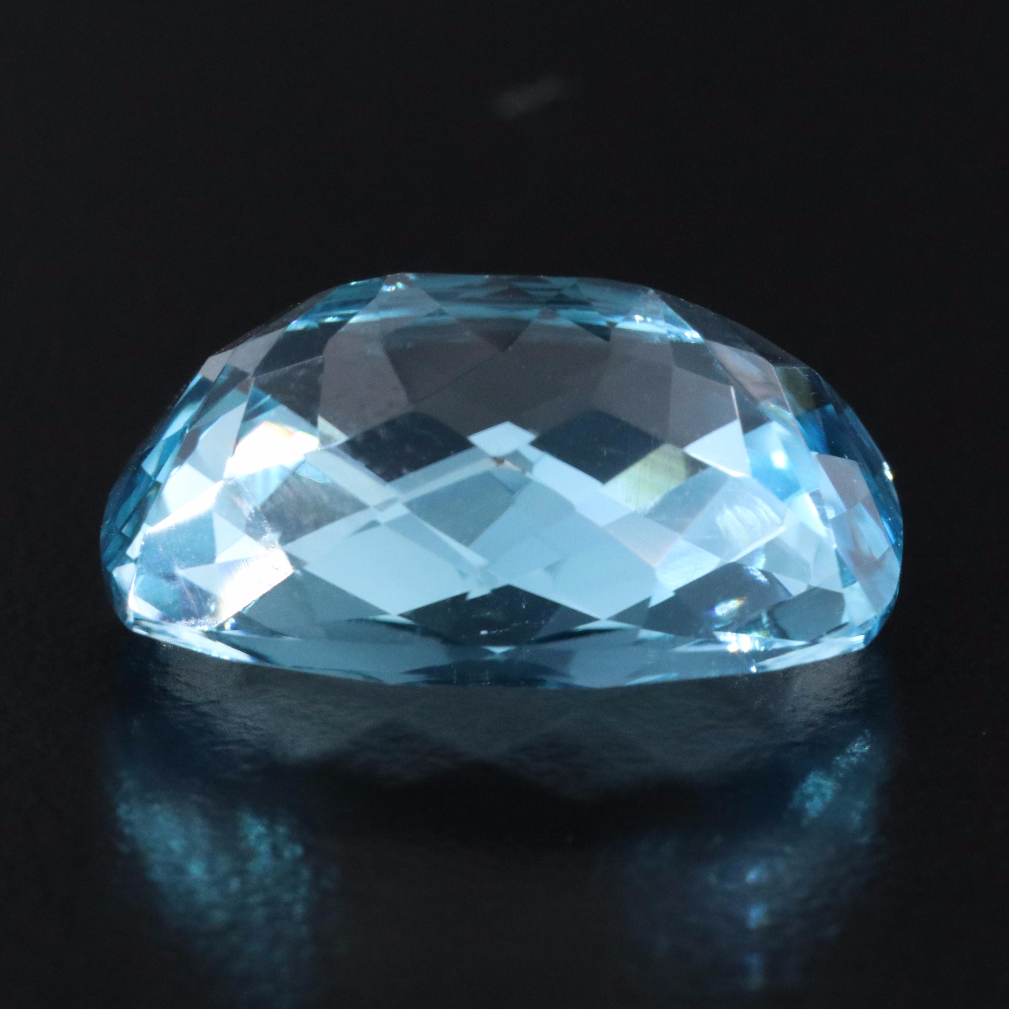 Loose 20.55 CT Blue Topaz