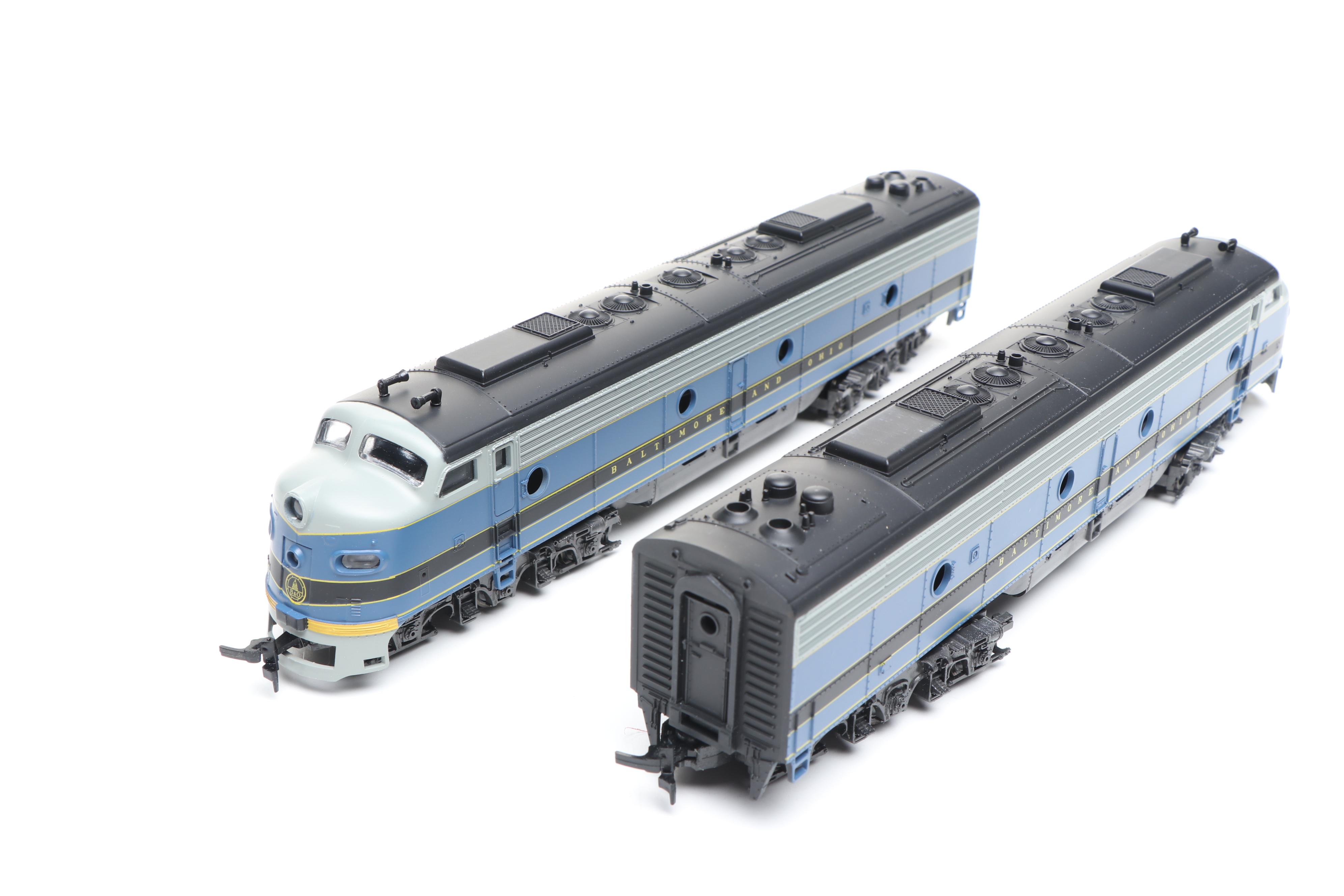 Rivarossi HO Scale "Chesapeake and Ohio" Train Cars