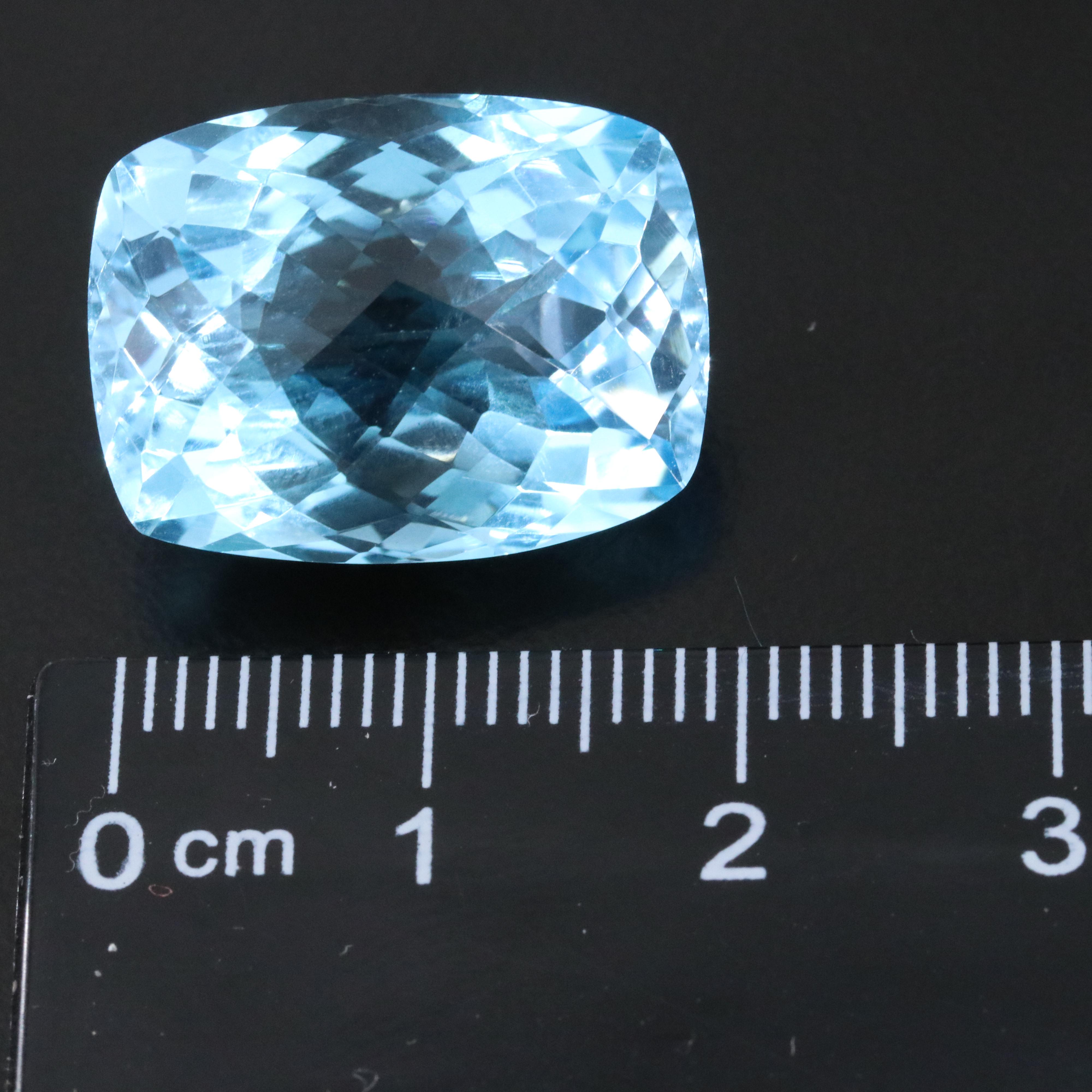 Loose 25.10 CT Blue Topaz