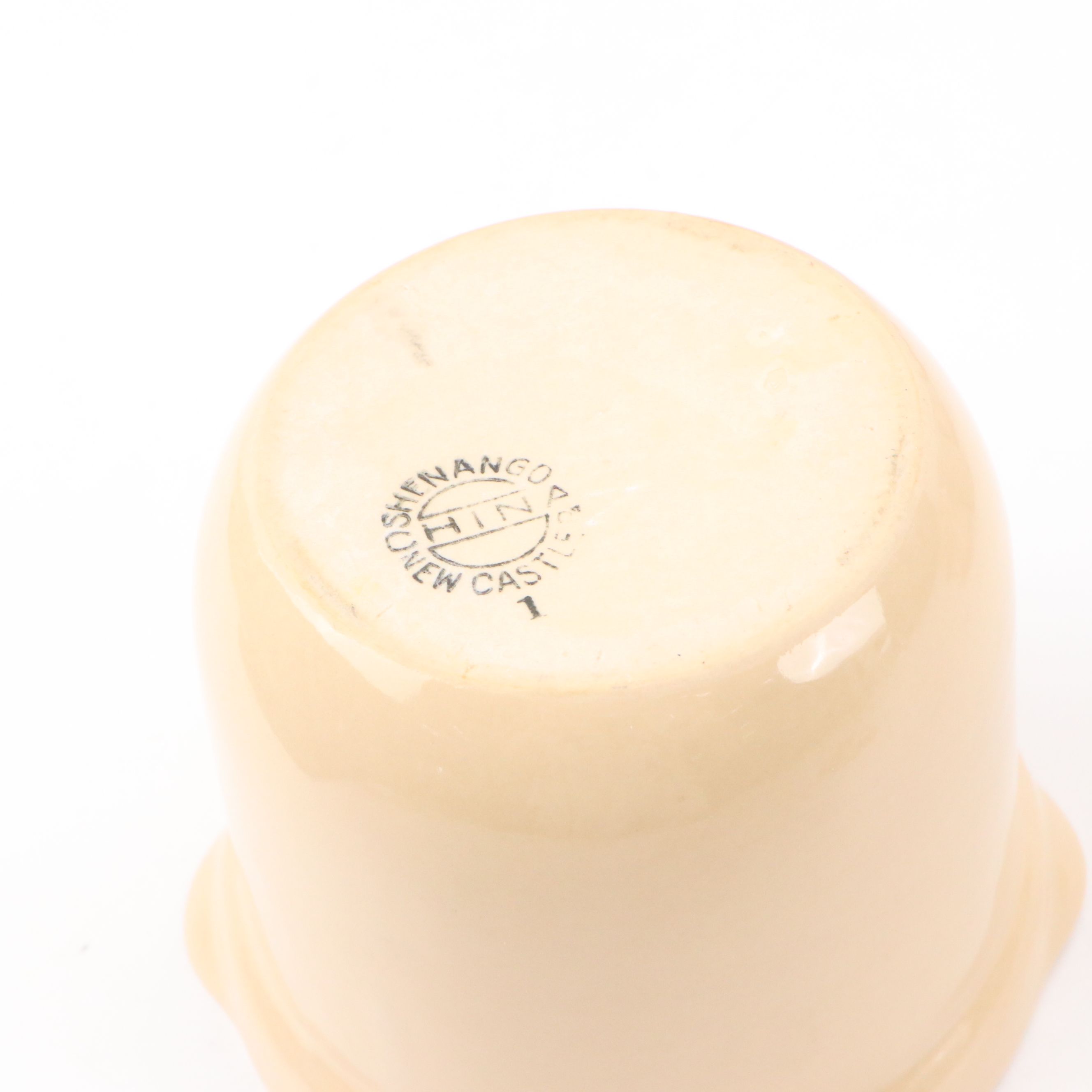 Kon Tiki Teapot and Tepco Mugs with Other Beige Vintage Ceramic Tableware