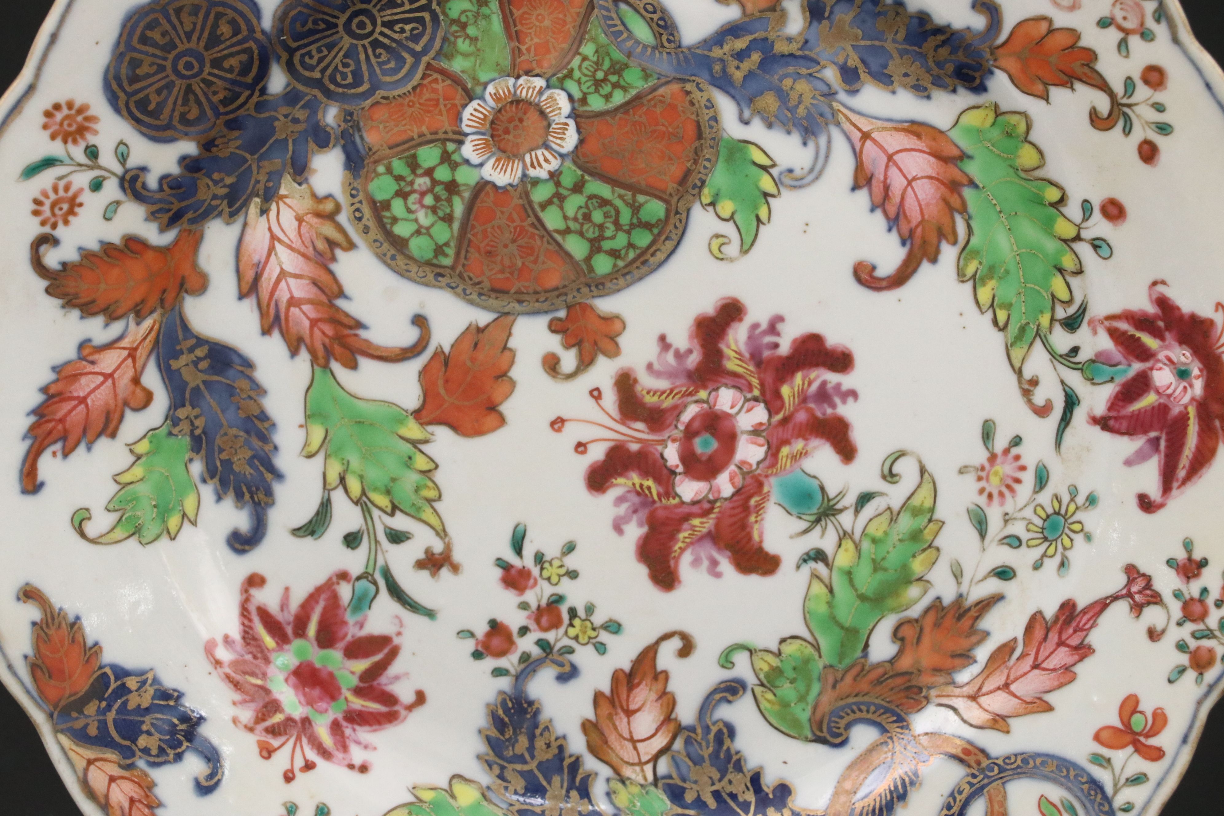 English Porcelain Pseudo Tobacco Leaf Soup Plates, Late 18th Century