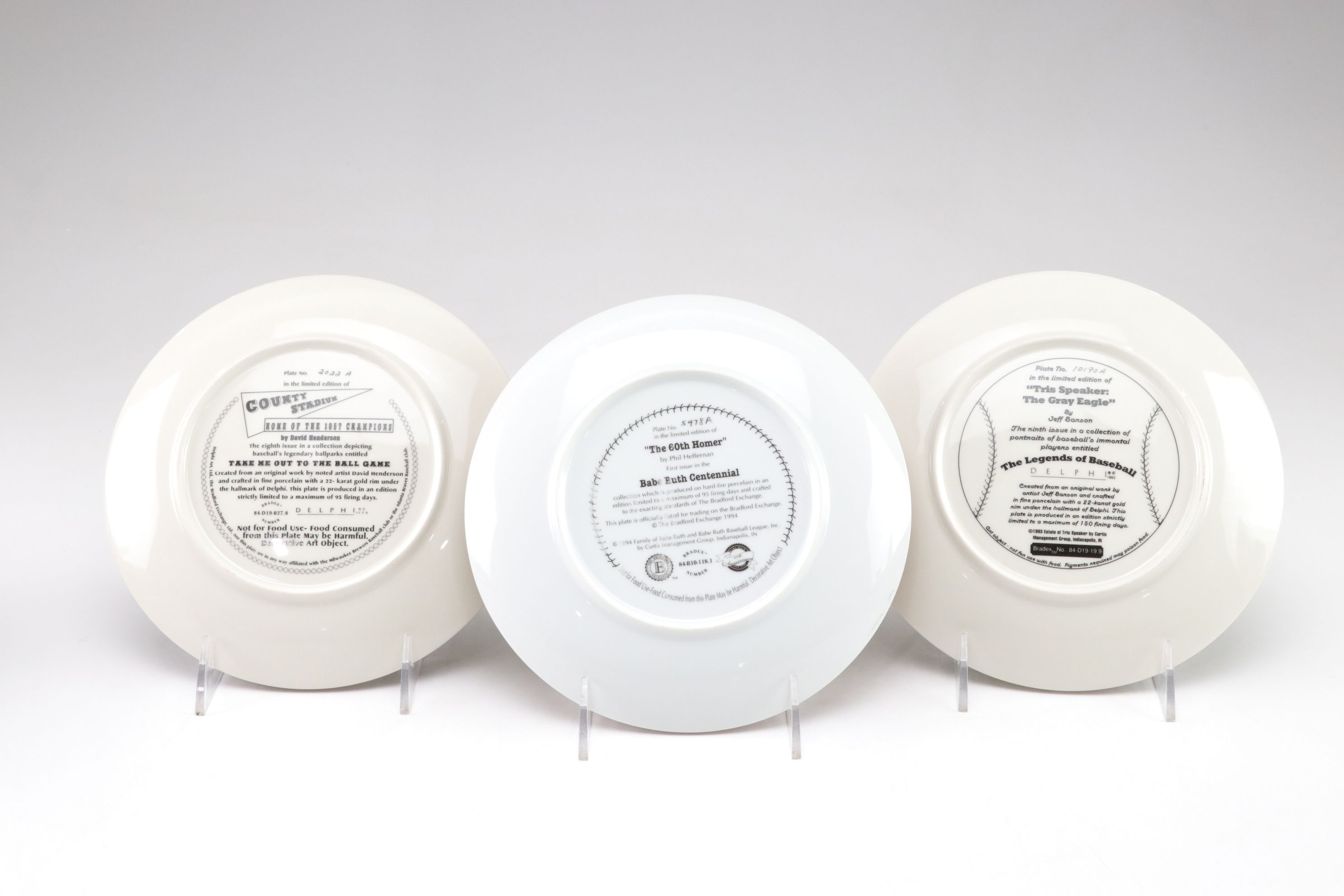 Collectors Plates Featuring Babe Ruthe, Willie Mays & Baseball Legends