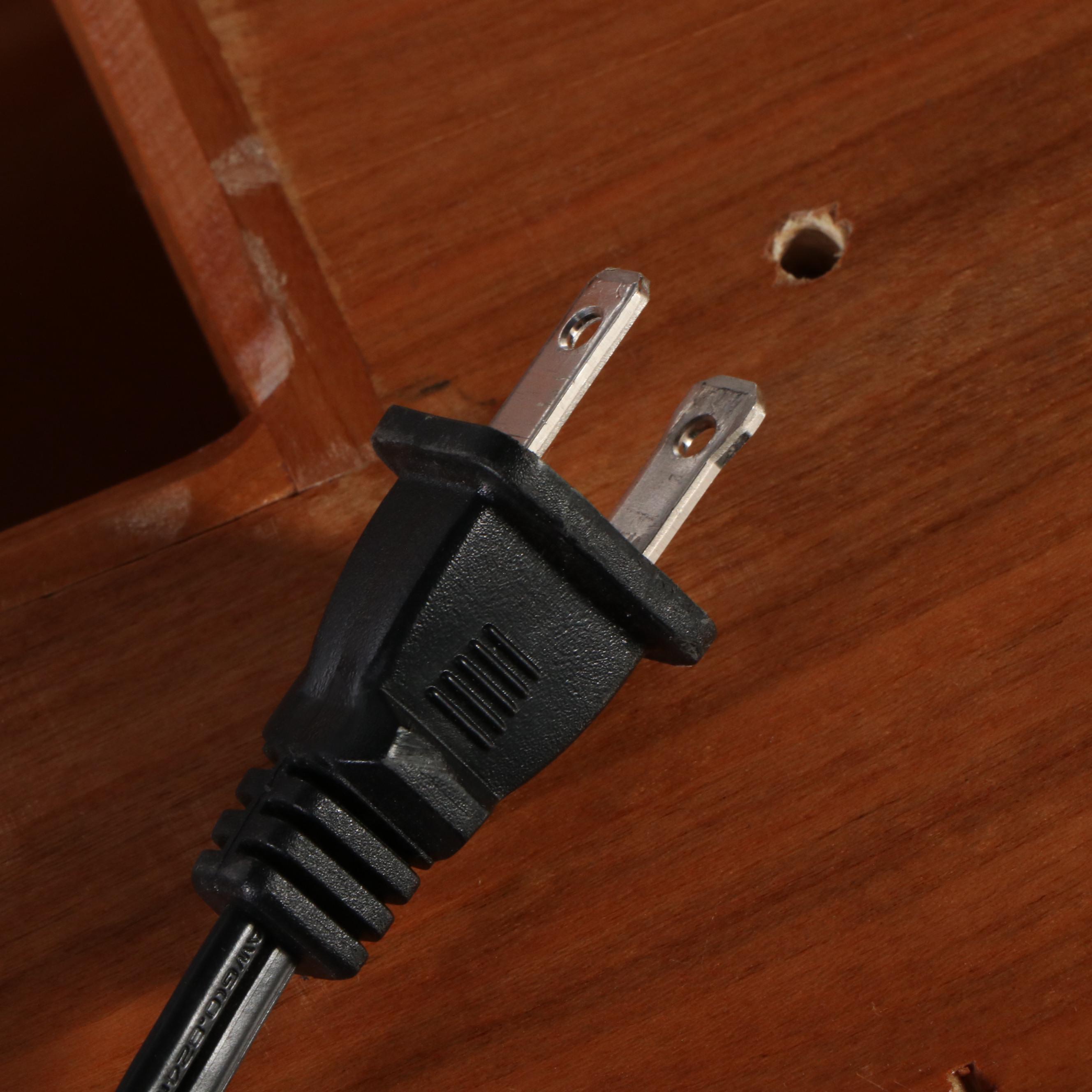 Mahogany and Glass Locking Guitar Cabinet